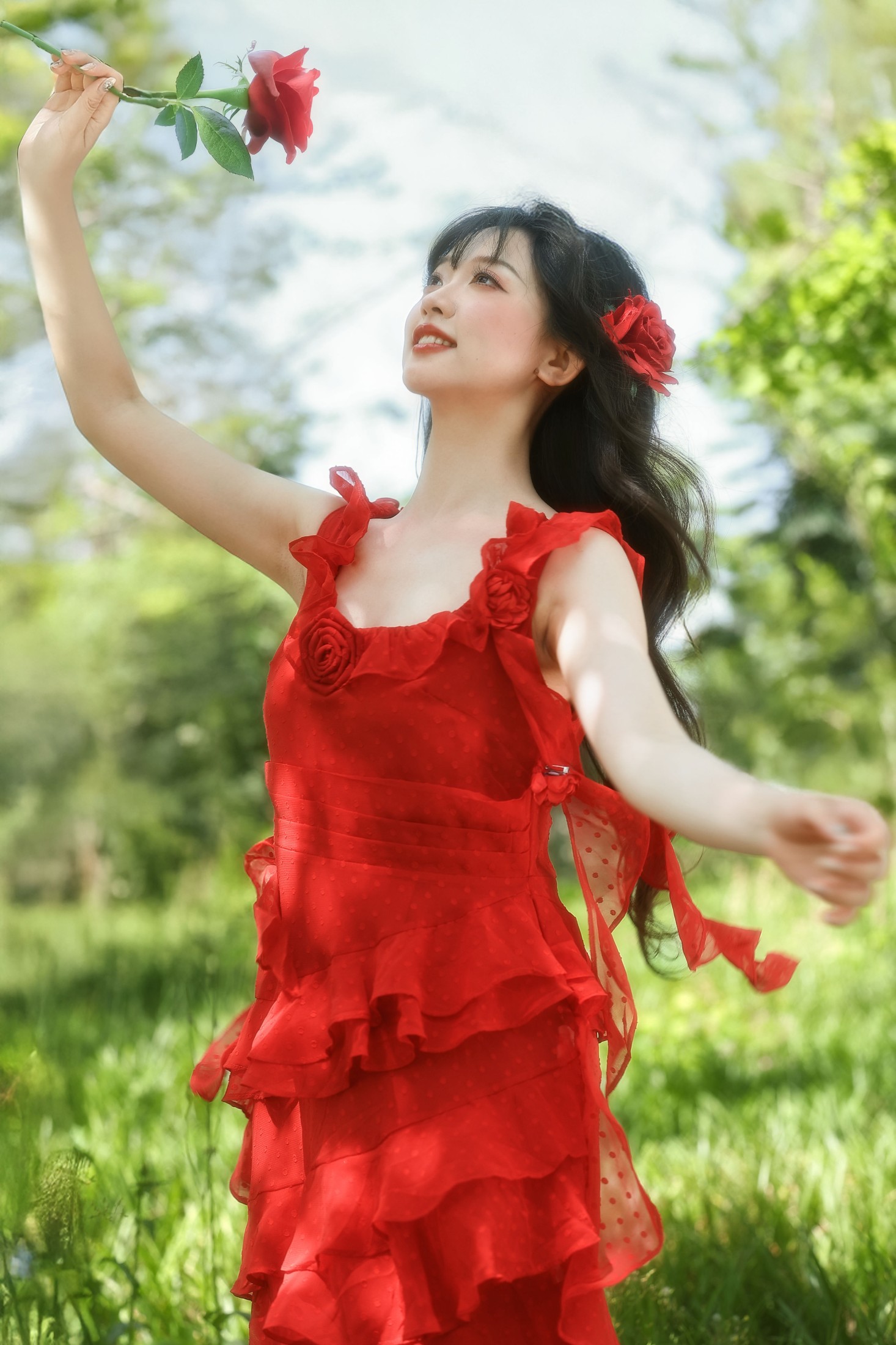 狮子 – 《满屏生命力，像极了夏日肆意绽放的红玫瑰》[20P]