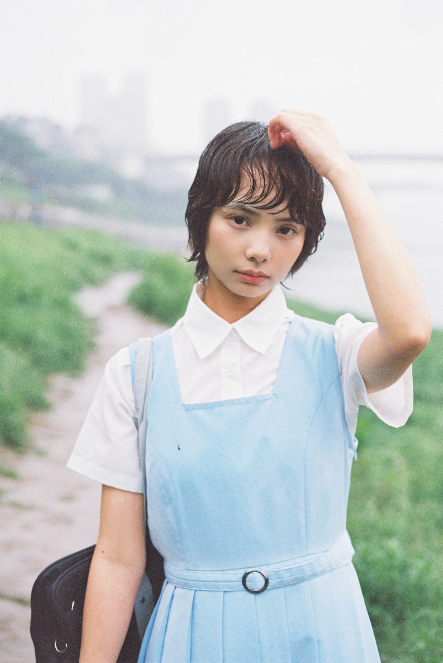 一一 – 《雨天》[16P]