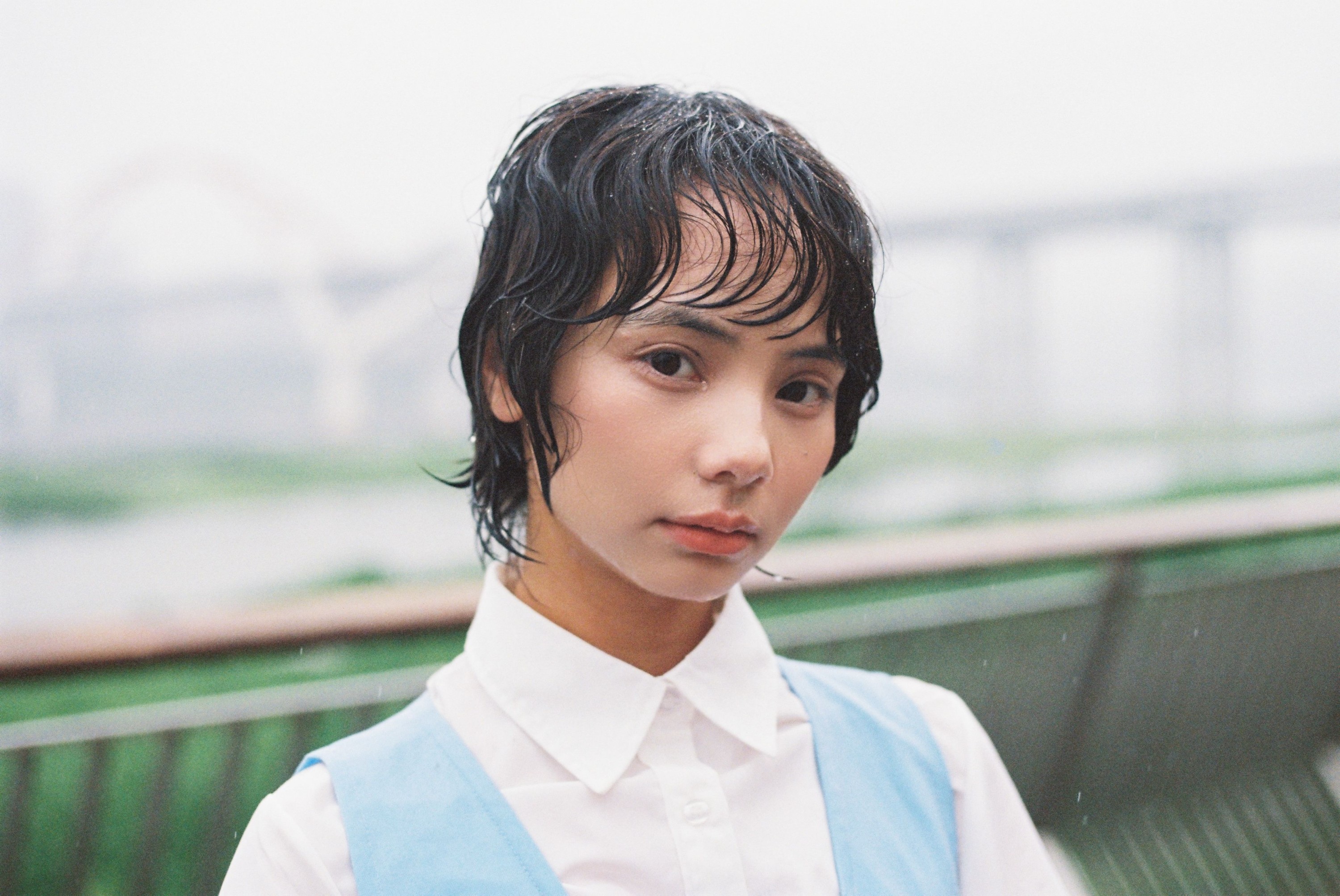 一一 – 《雨天》[16P]