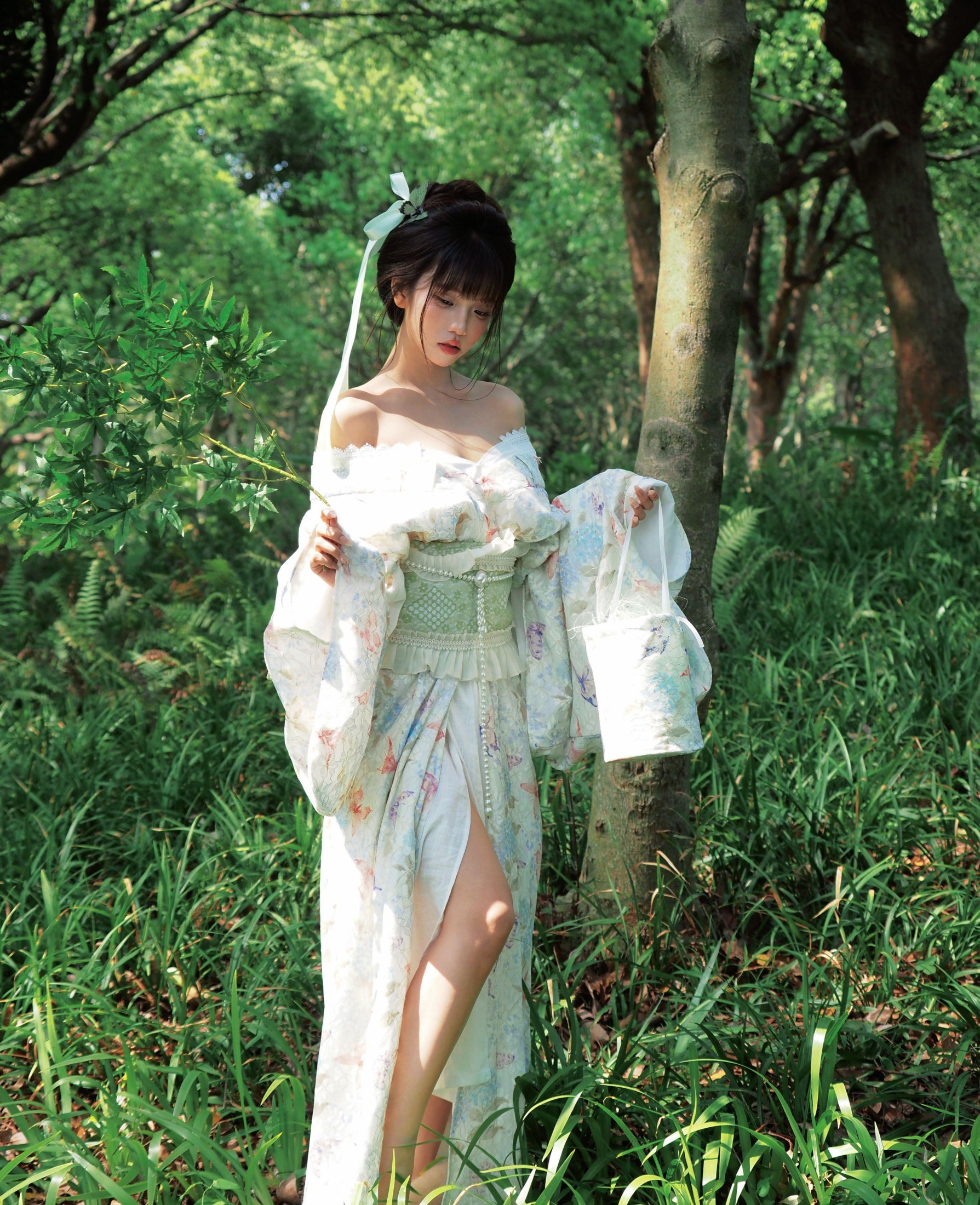 小欣一一 – 《阳光是盛夏的动脉》[13P]