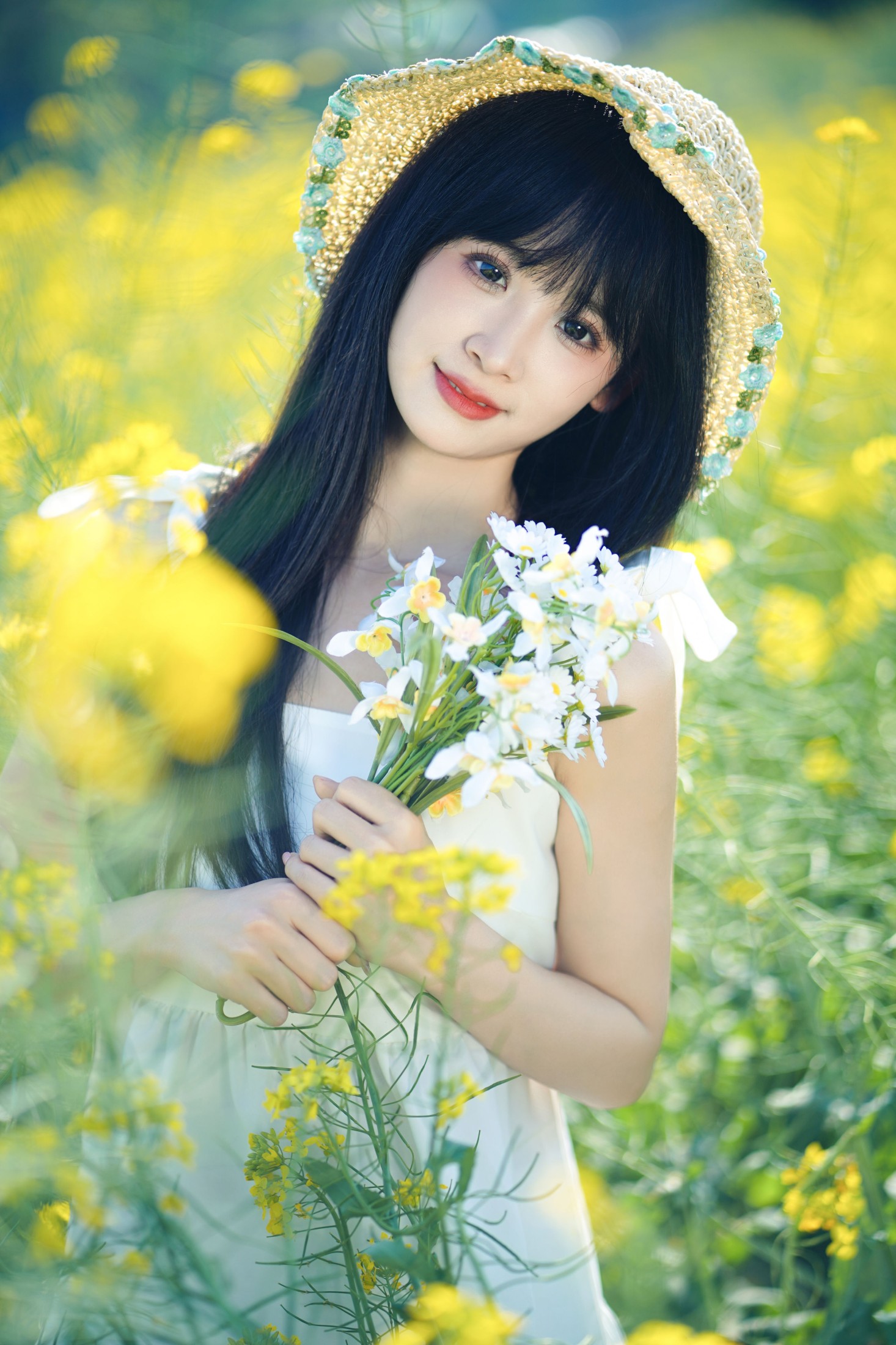 春娇娇 – 《油菜花》[14P]