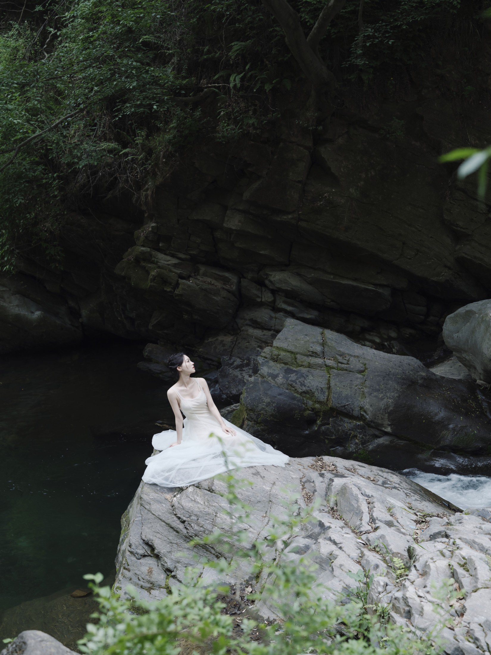 万元里美 – 《破茧》[13P]