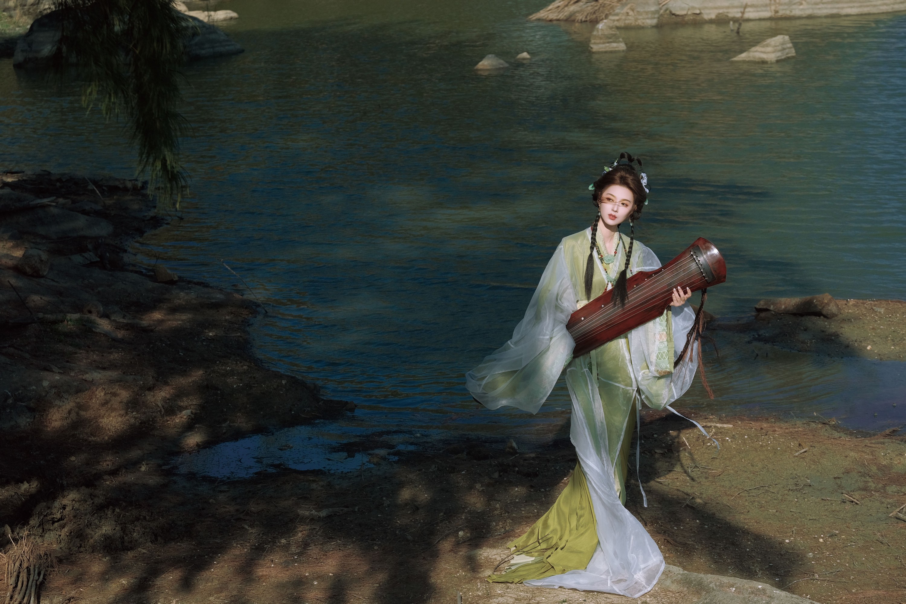 田田 – 《浮光绿影》[20P]