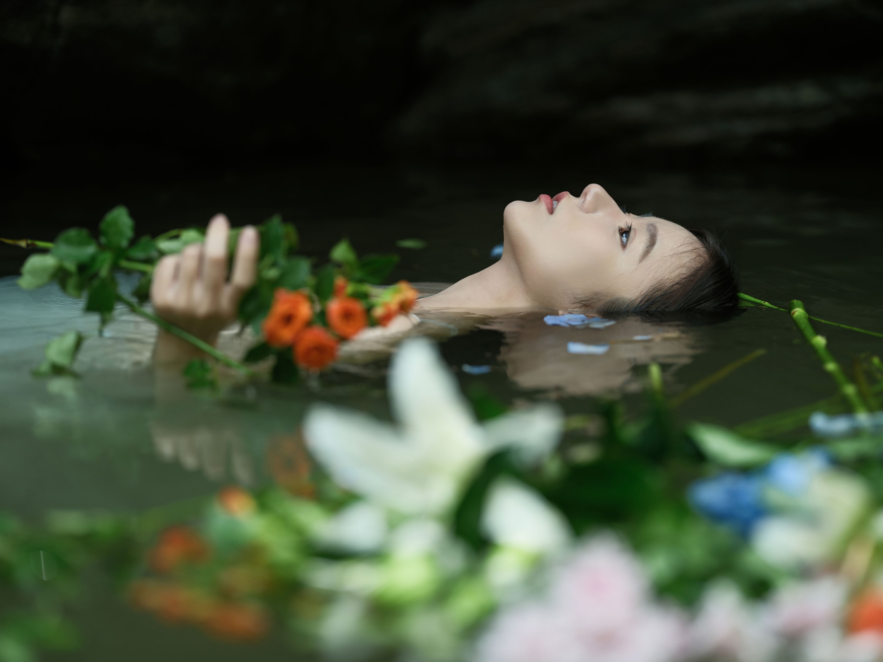 唐羽萱 – 《奥菲莉亚》[14P]