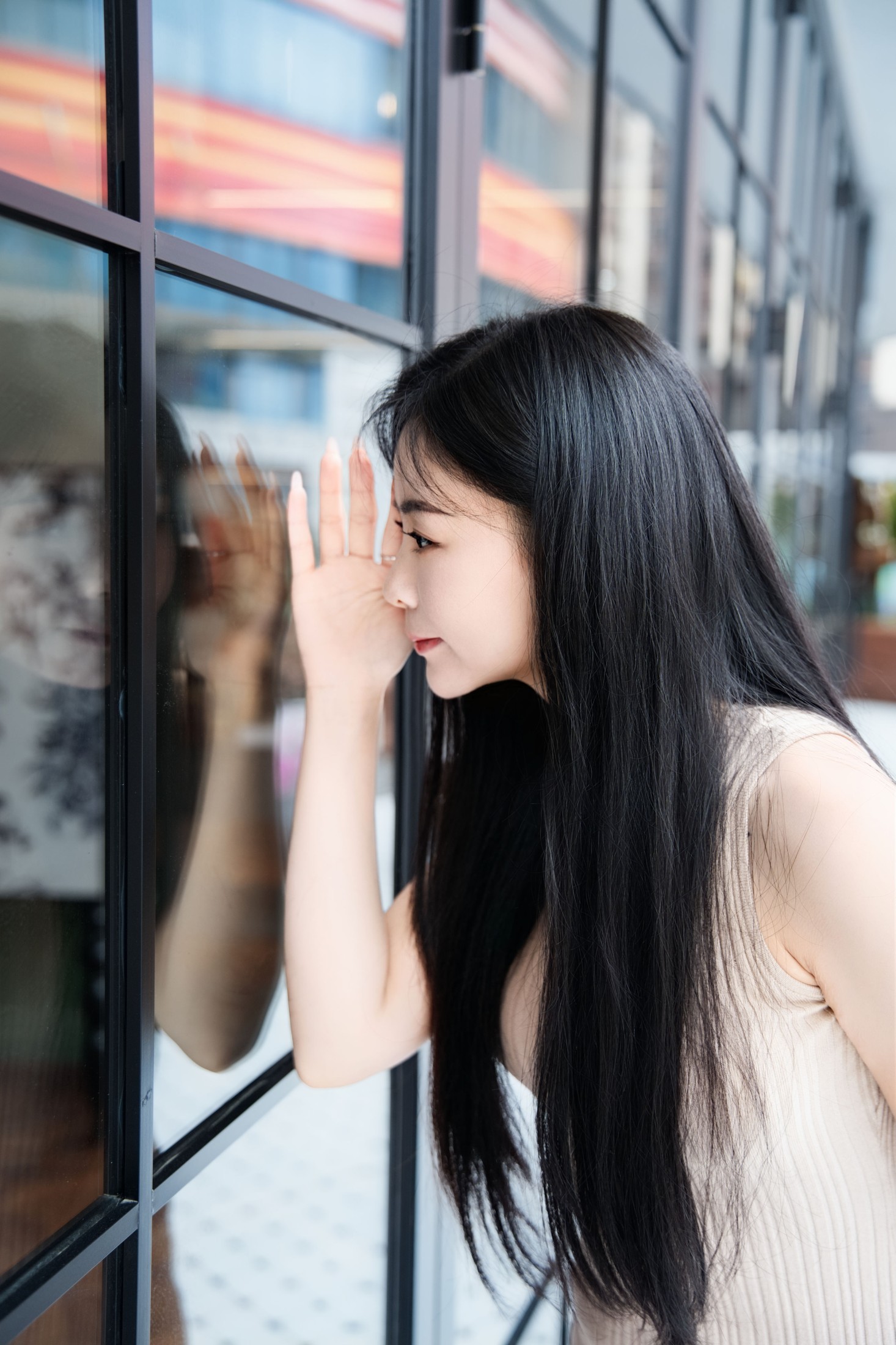 小颖 – 《城市街拍》[16P]