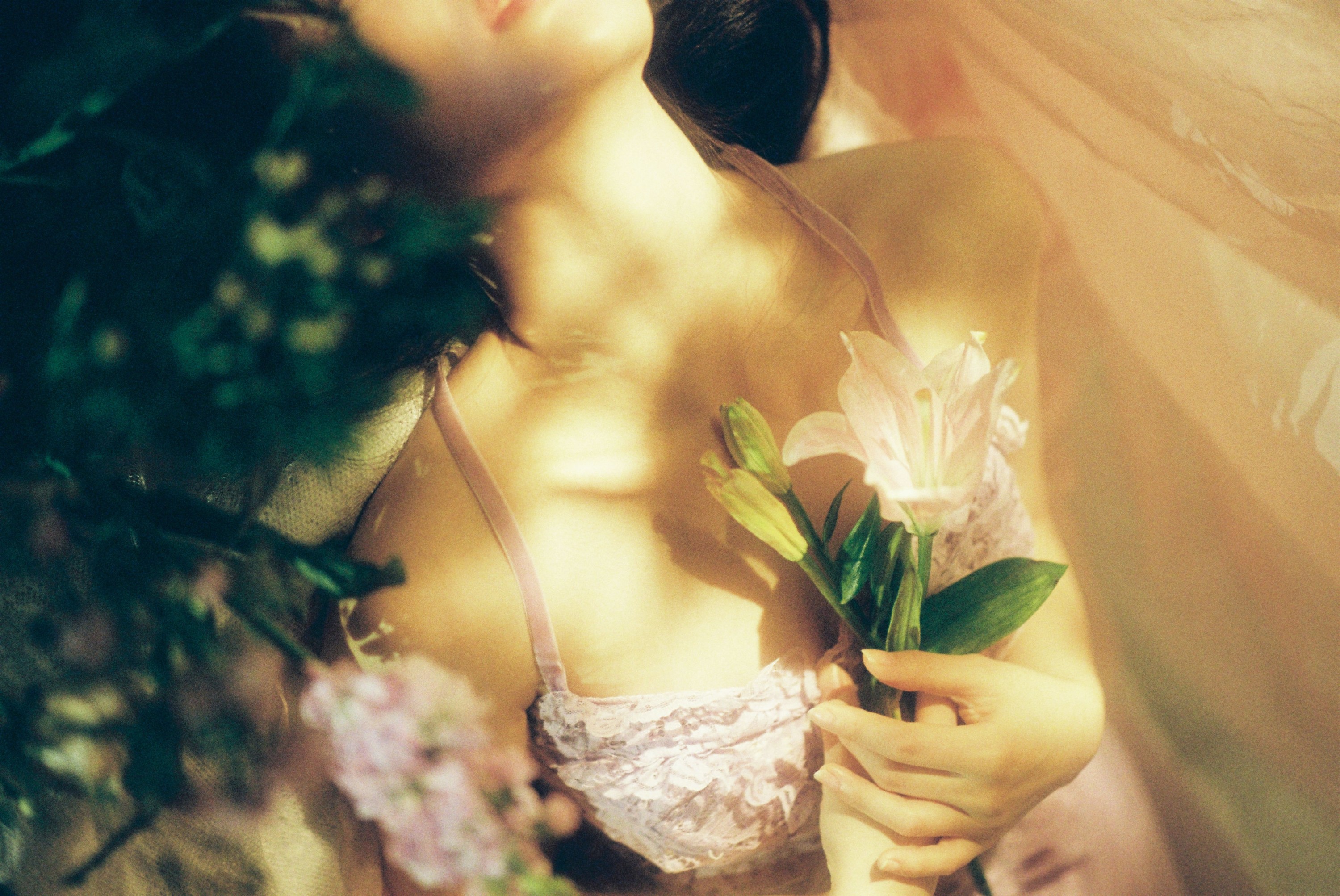 相泽希子 – 《梦幻紫》[20P]