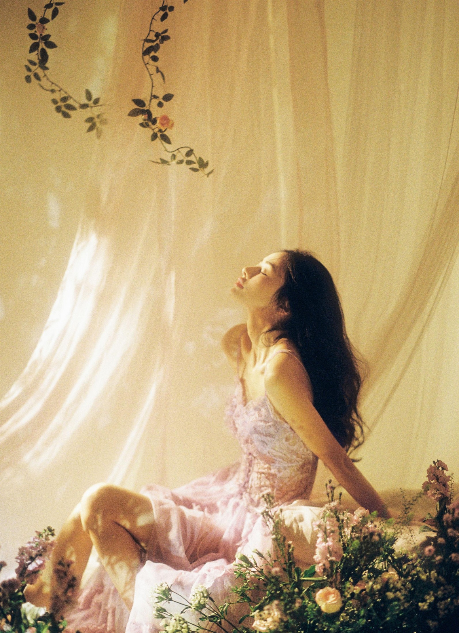 相泽希子 – 《梦幻紫》[20P]