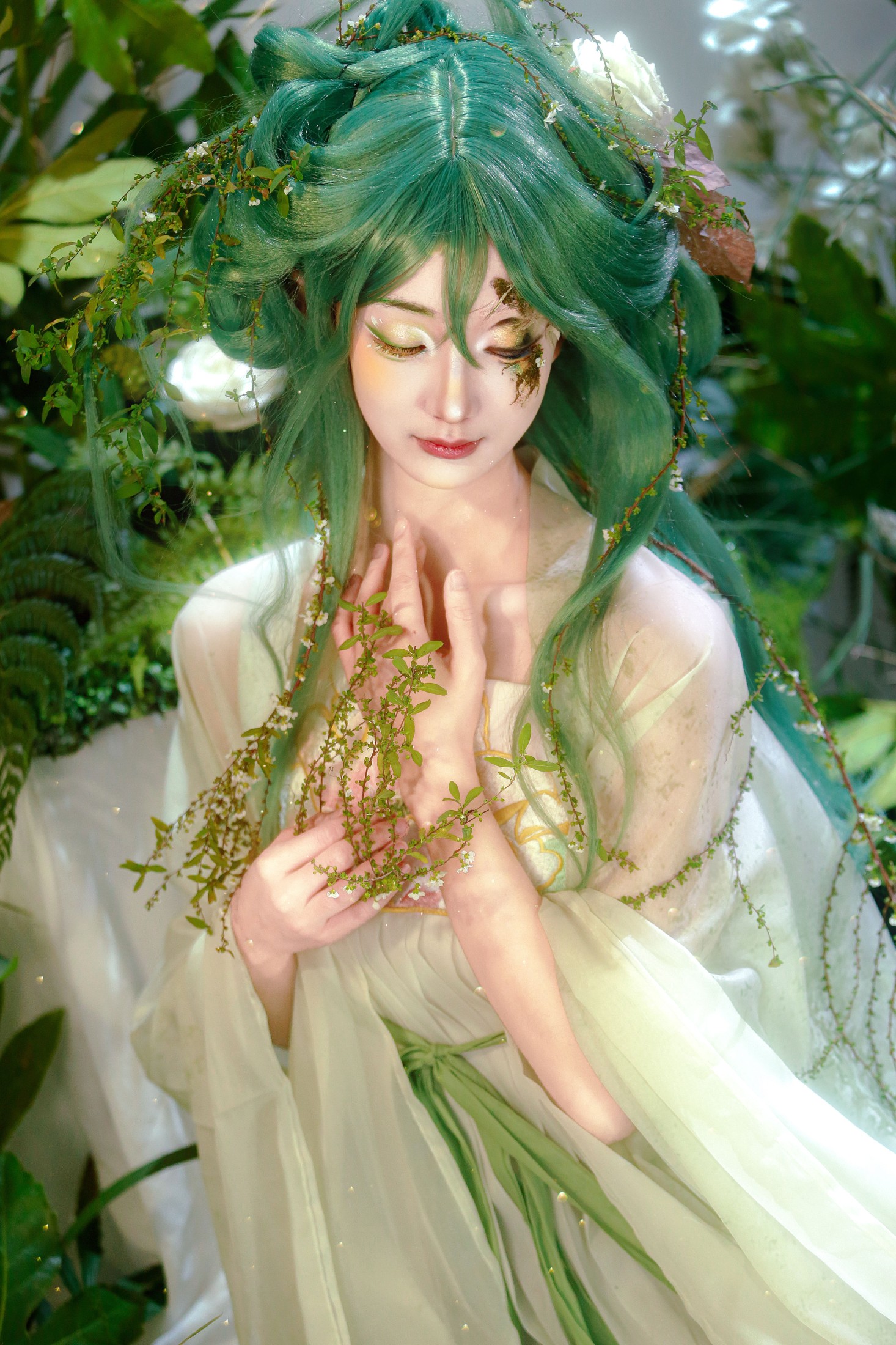 荔小柴 – 《春神》[13P]