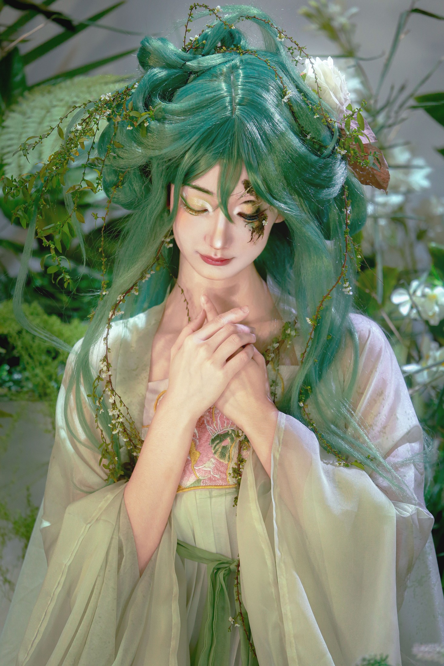 荔小柴 – 《春神》[13P]