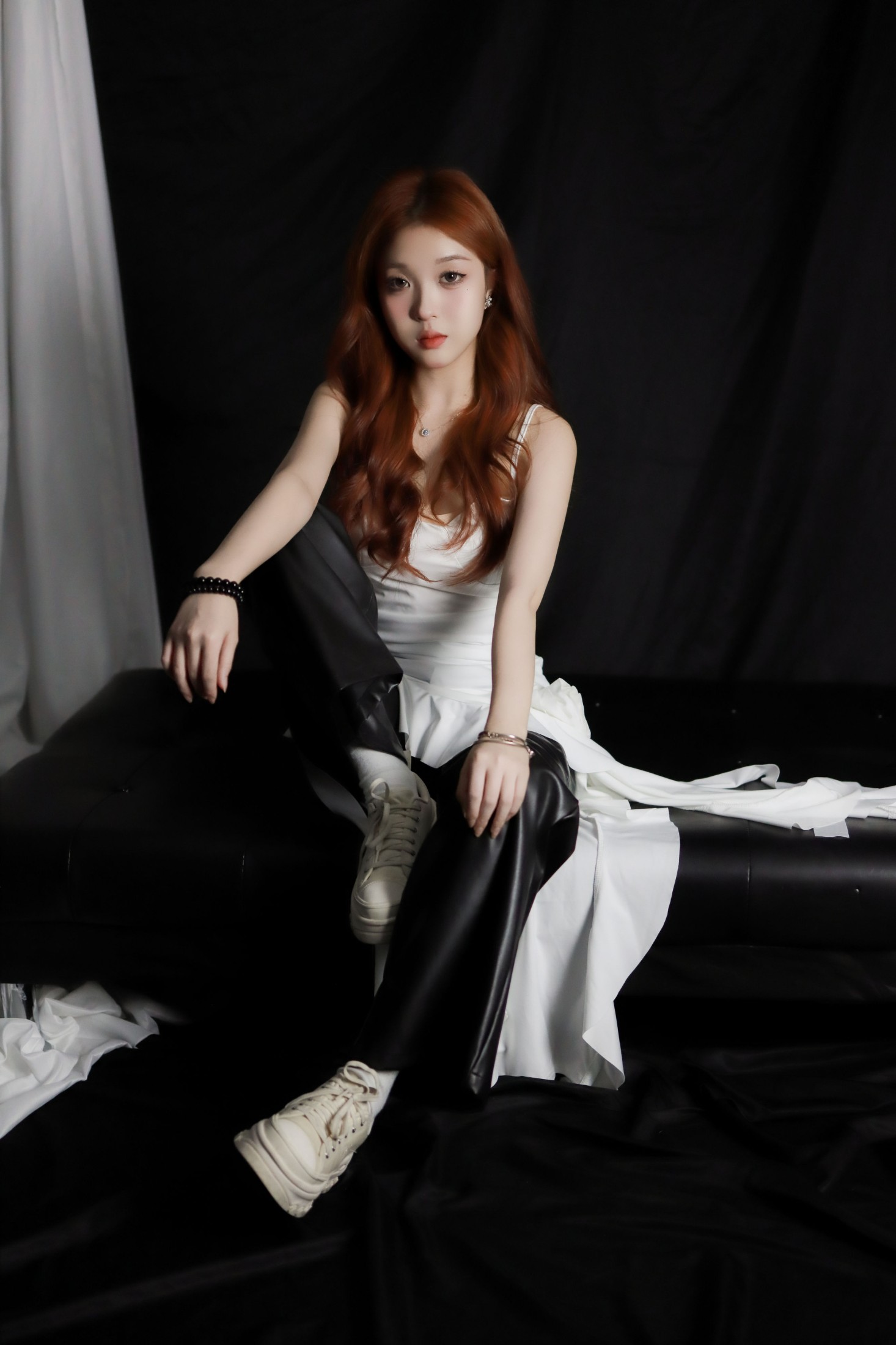 momo钨 – 《白墨》[24P]