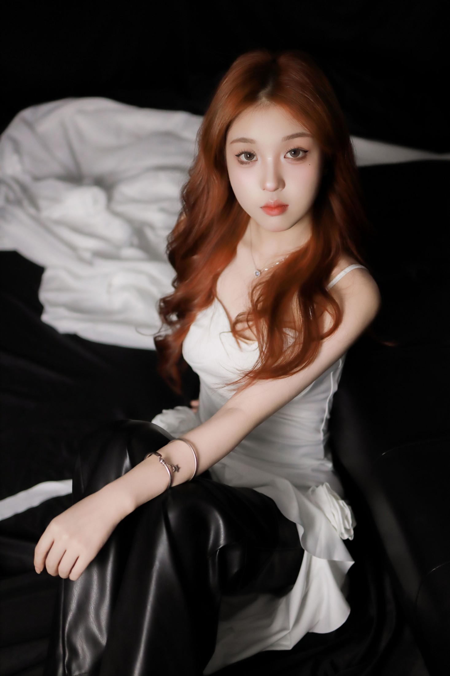 momo钨 – 《白墨》[24P]