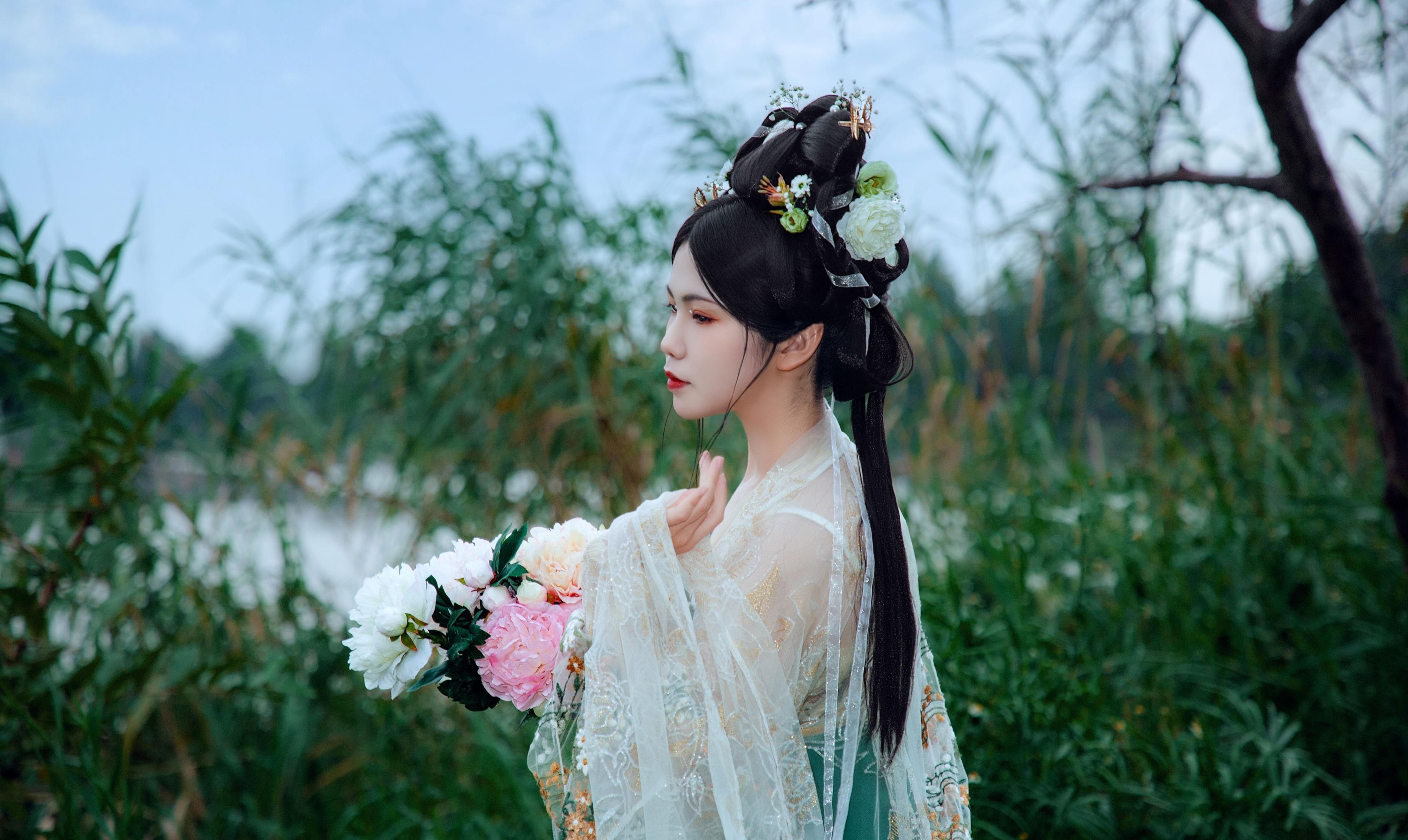 胖头鱼 – 《烟雨入江南》[18P]