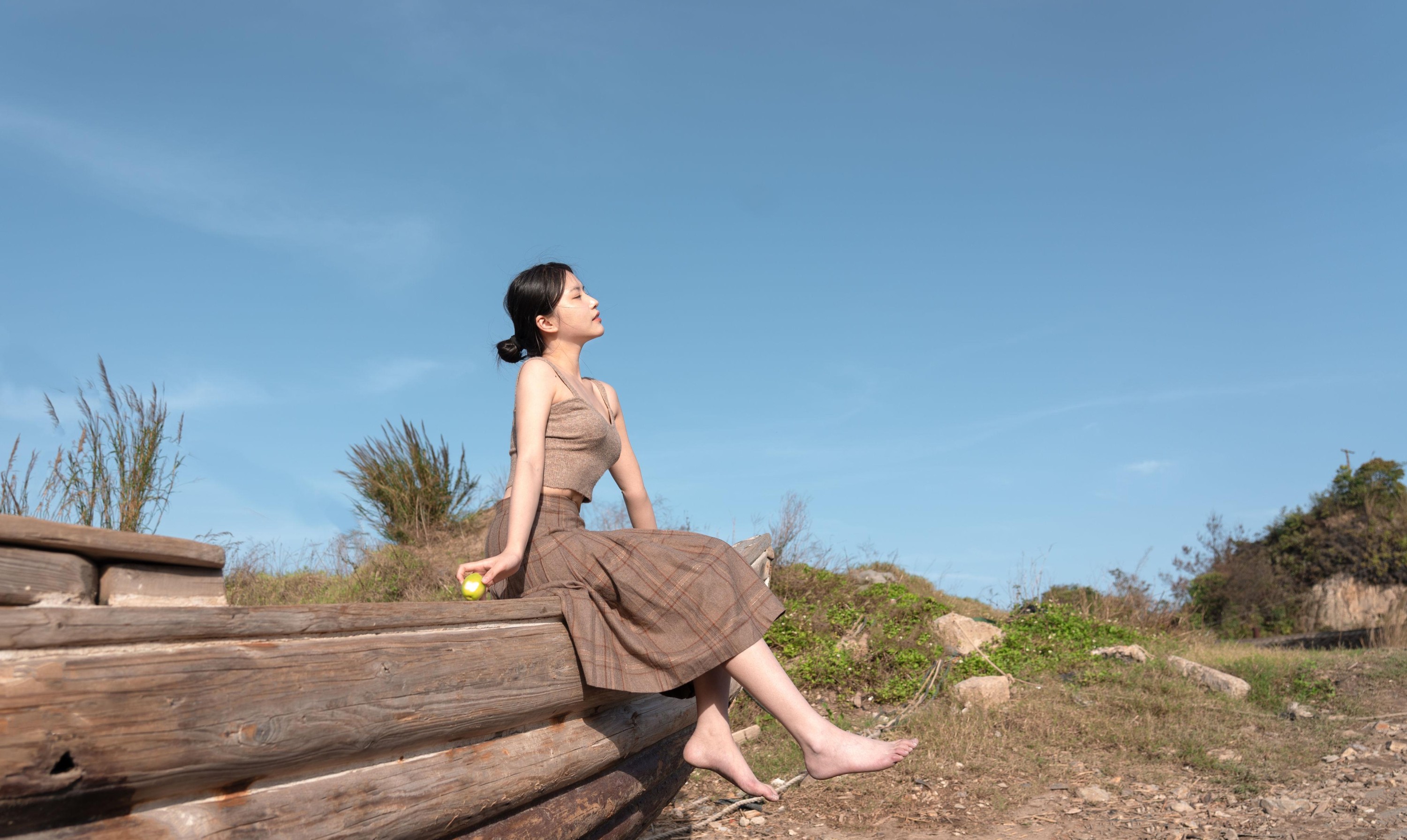 依鑫 – 《握不住的风，醒不来的梦》[18P]