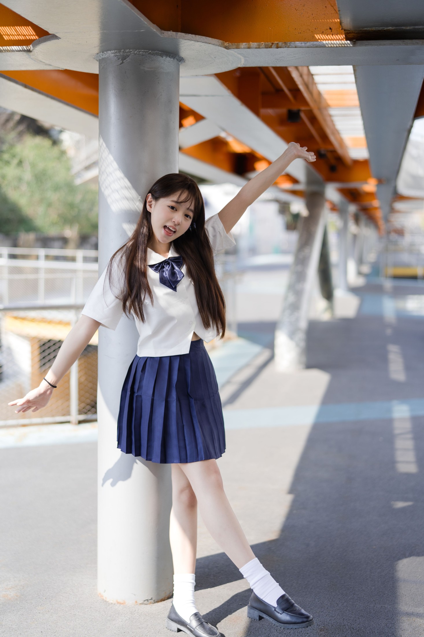 小亿 – 《初夏的烂漫》[48P]