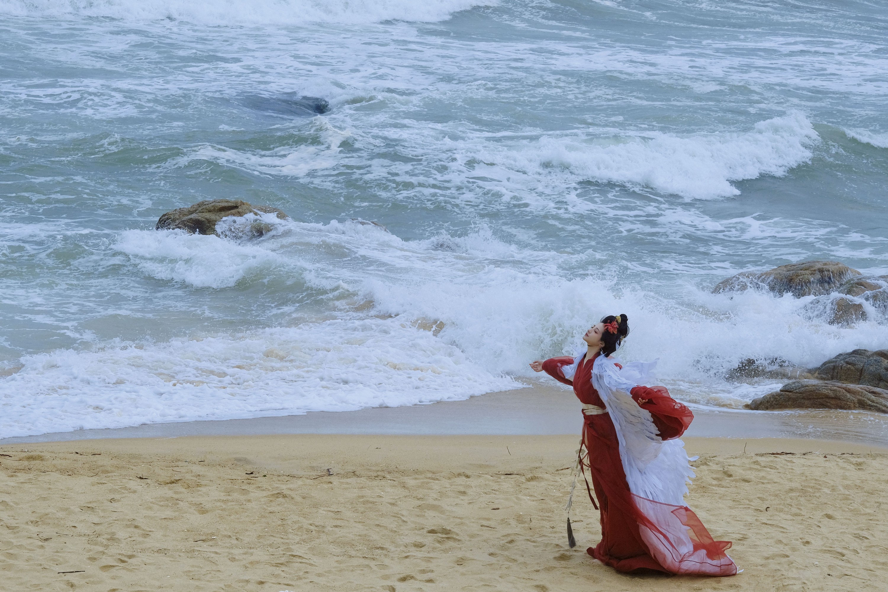 琼崽爱吃四季豆 – 《玄鸟》[28P]