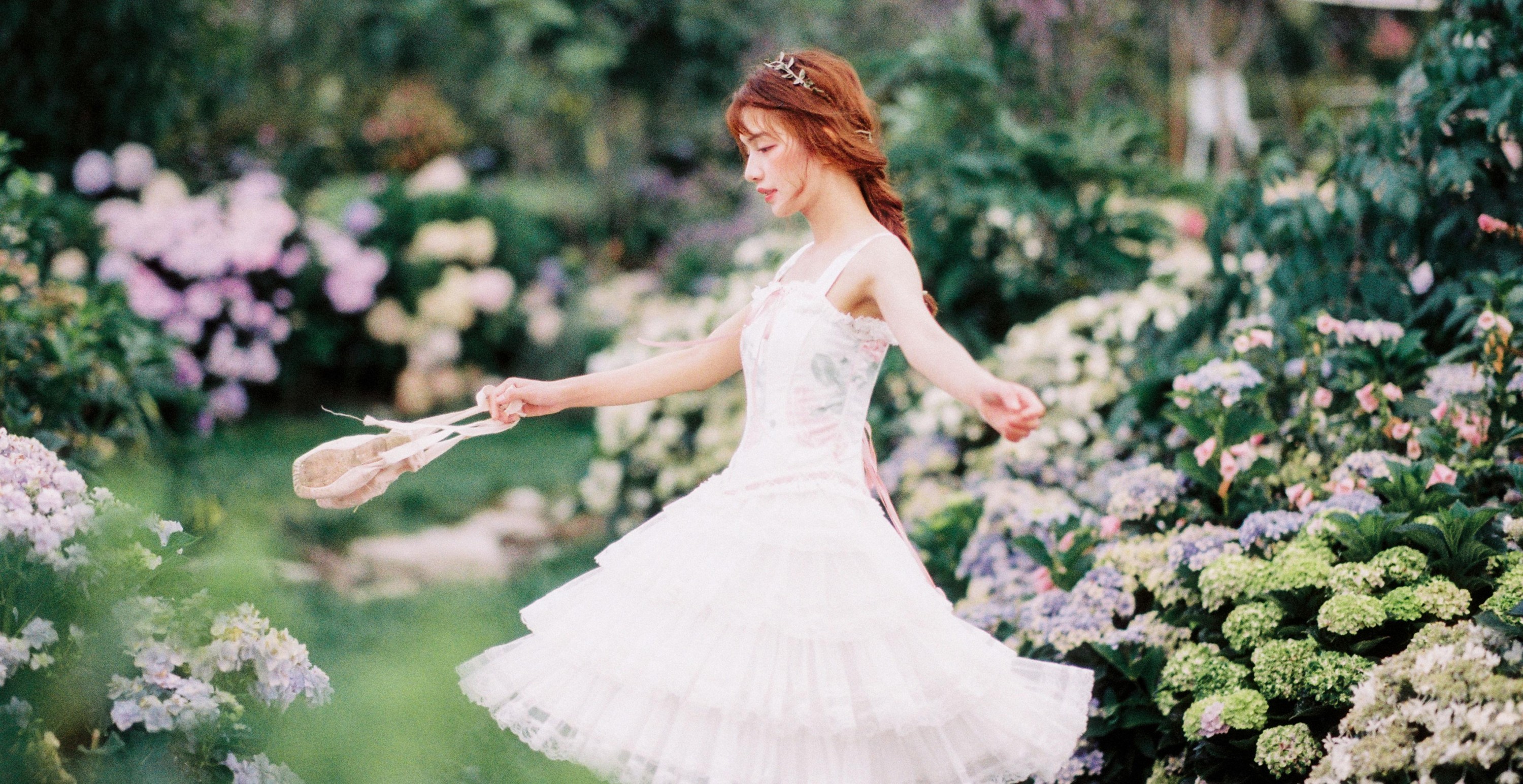 生长于斯_ – 《芭蕾花园》[13P]