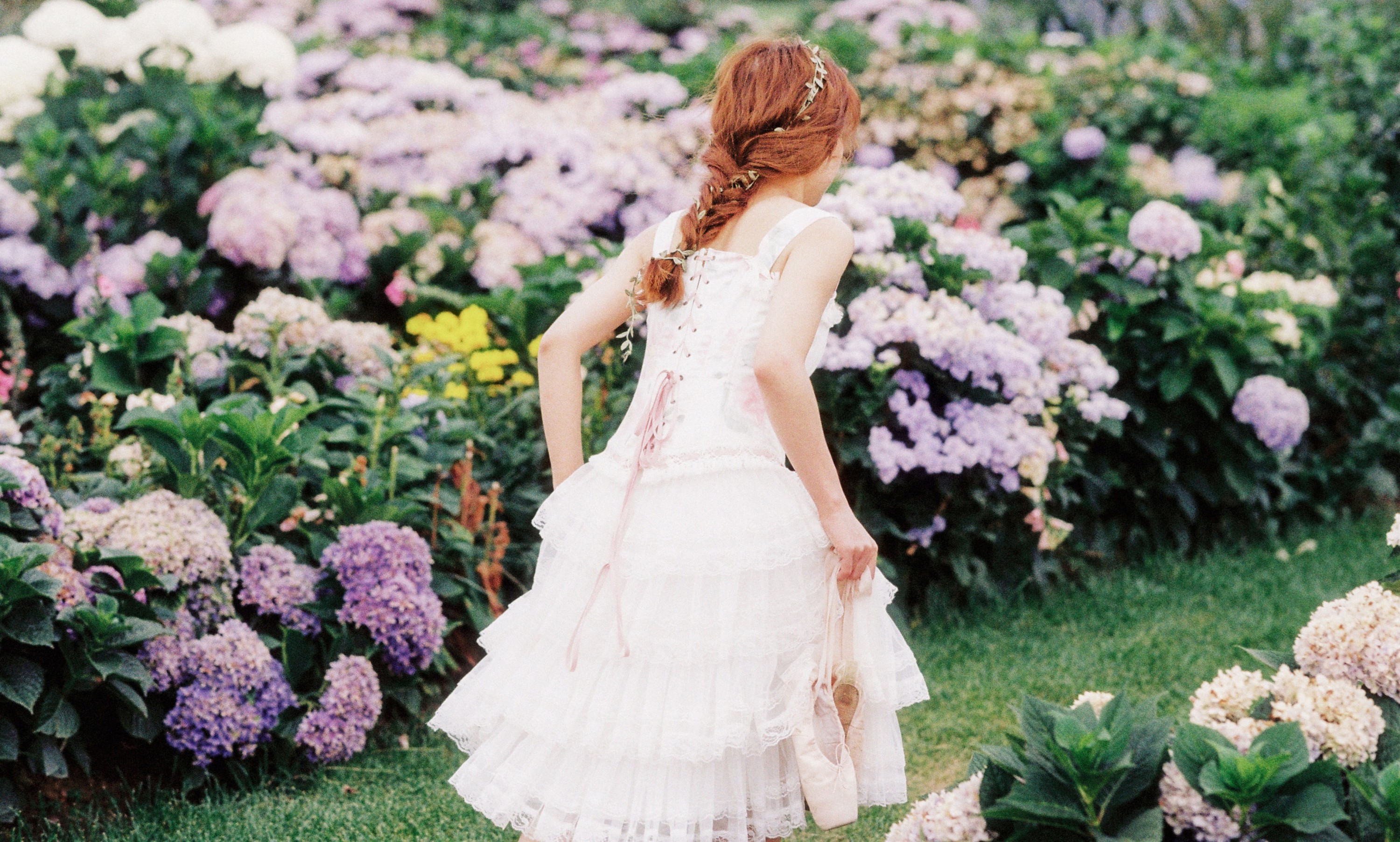 生长于斯_ – 《芭蕾花园》[13P]