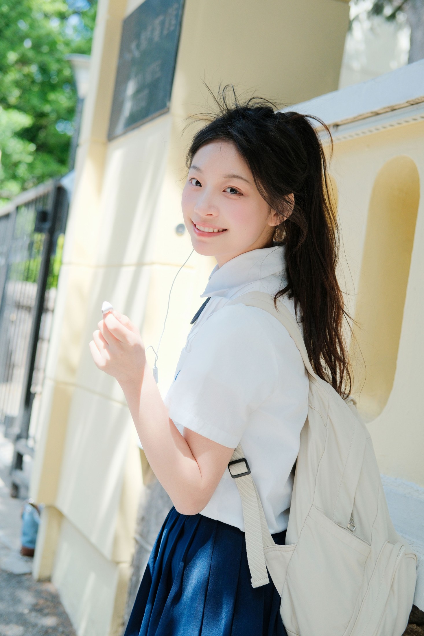 爱拍侧脸的小象 – 《等你下课》[19P]