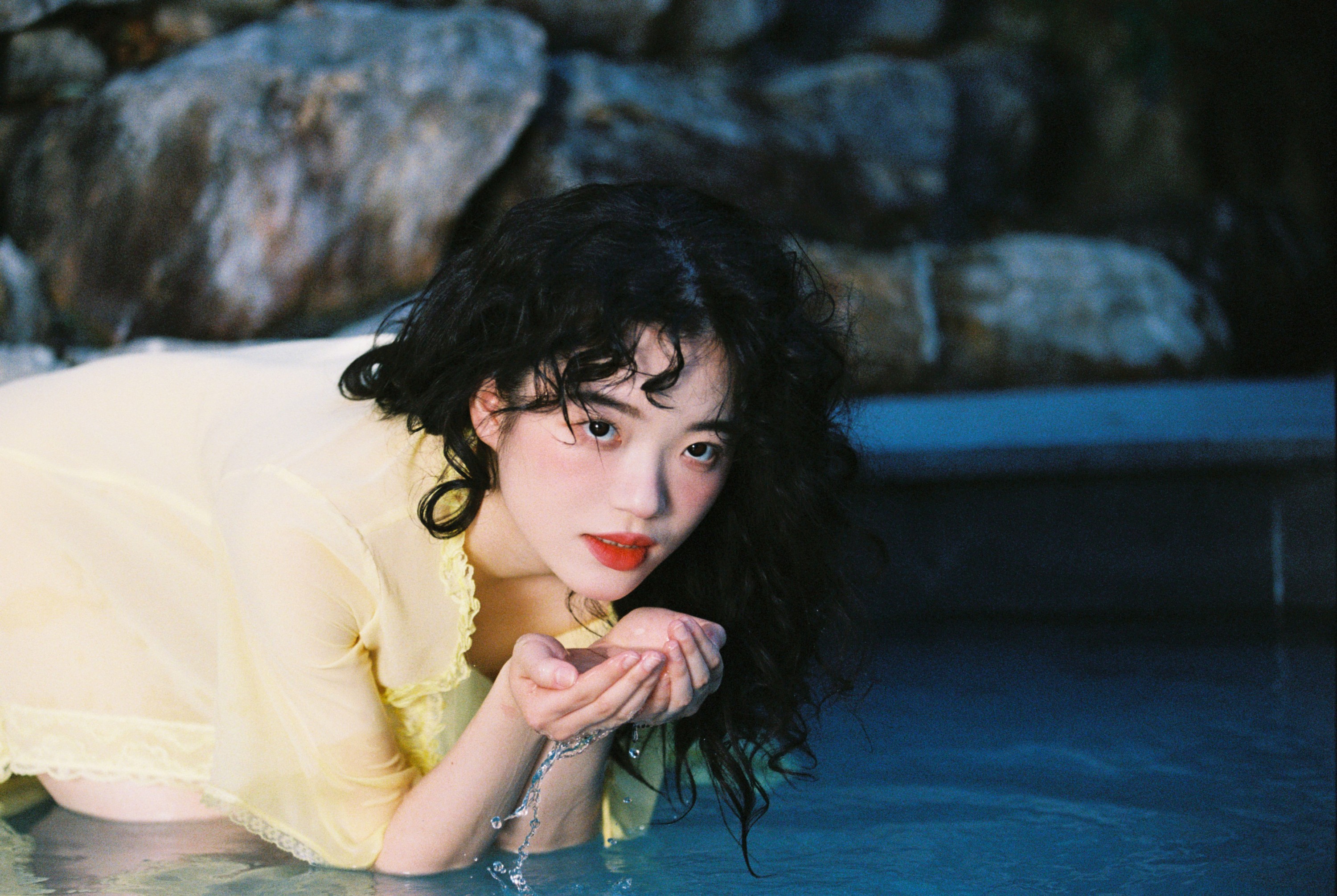 诗诗 – 《慵懒时刻》[22P]