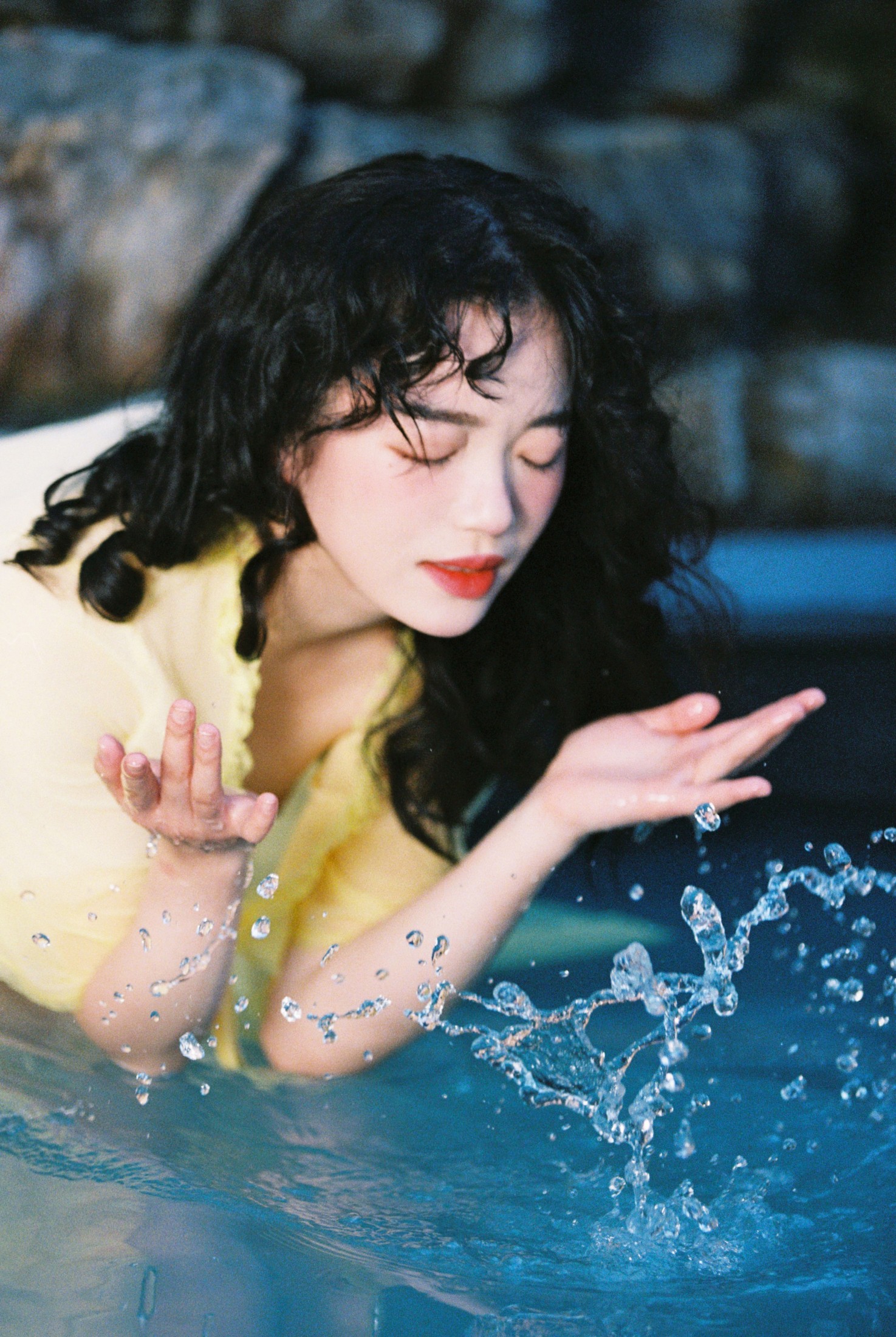 诗诗 – 《慵懒时刻》[22P]