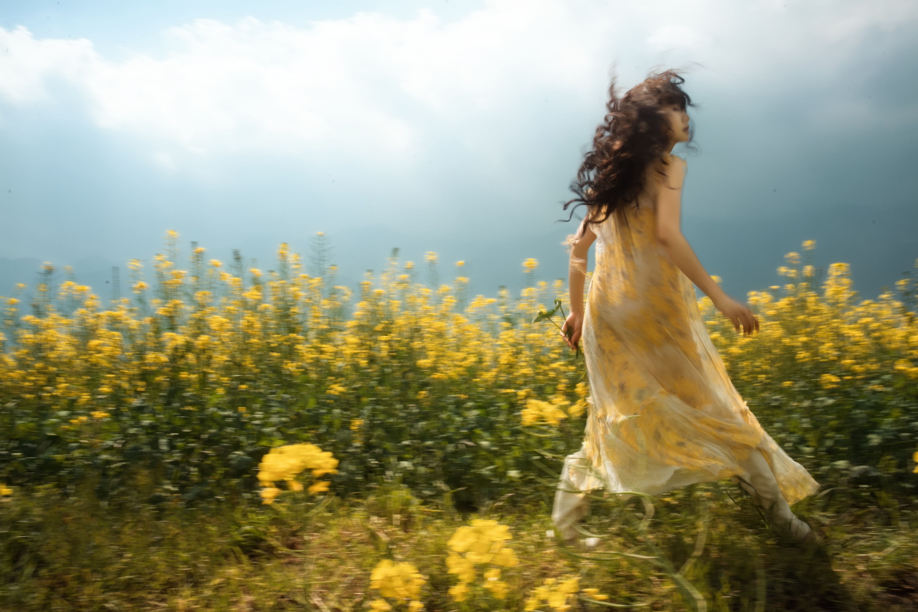 楠儿 – 《新浪潮-春》[17P]