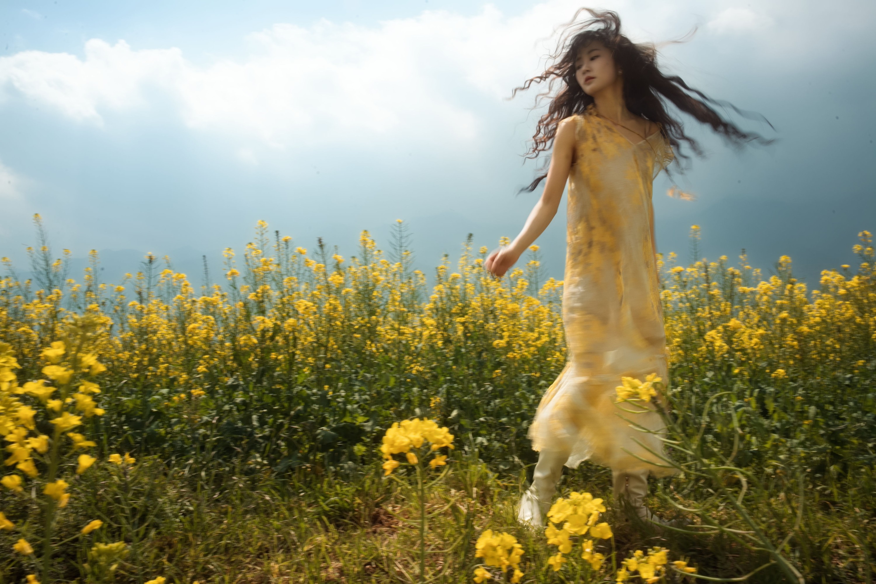 楠儿 – 《新浪潮-春》[17P]