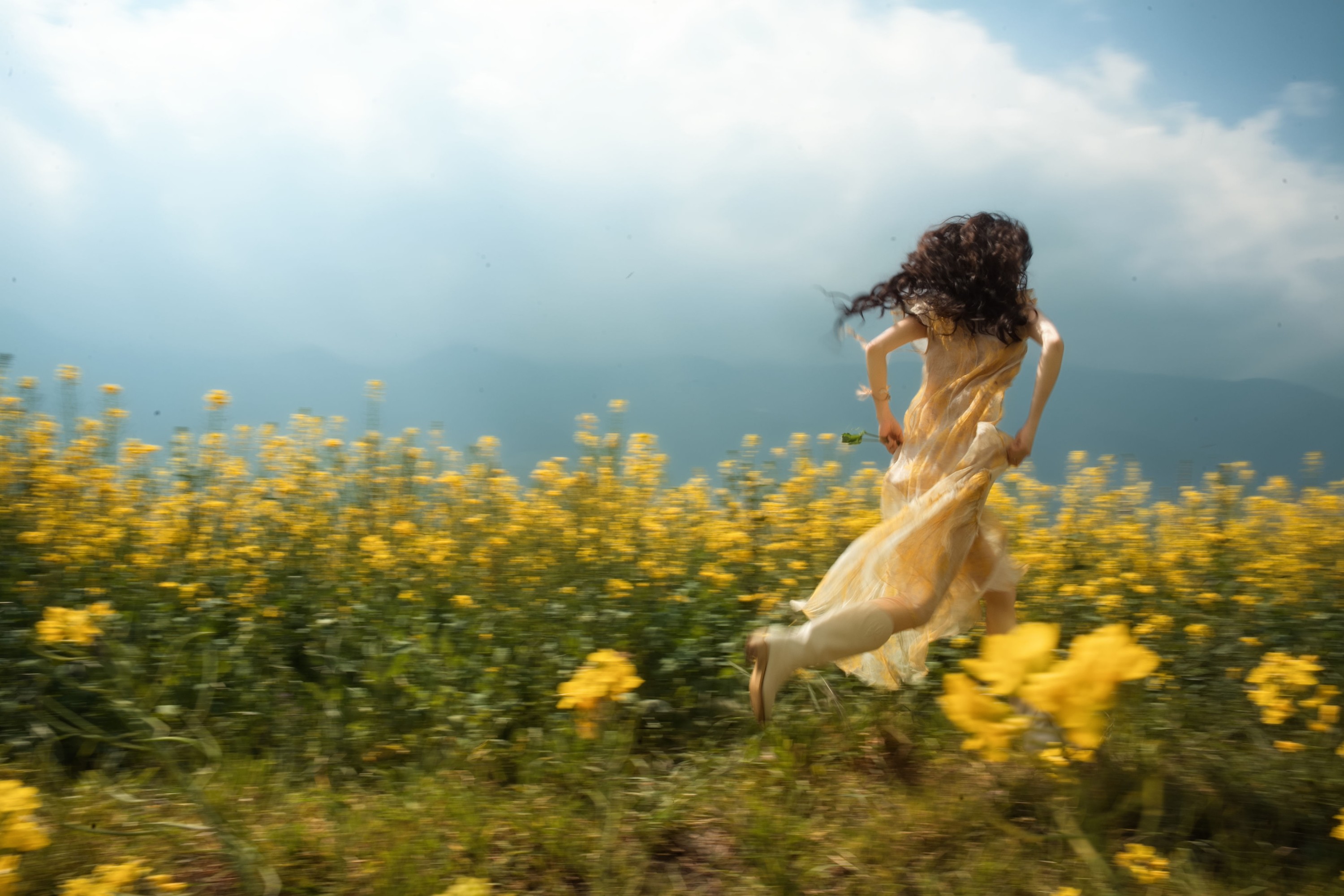 楠儿 – 《新浪潮-春》[17P]