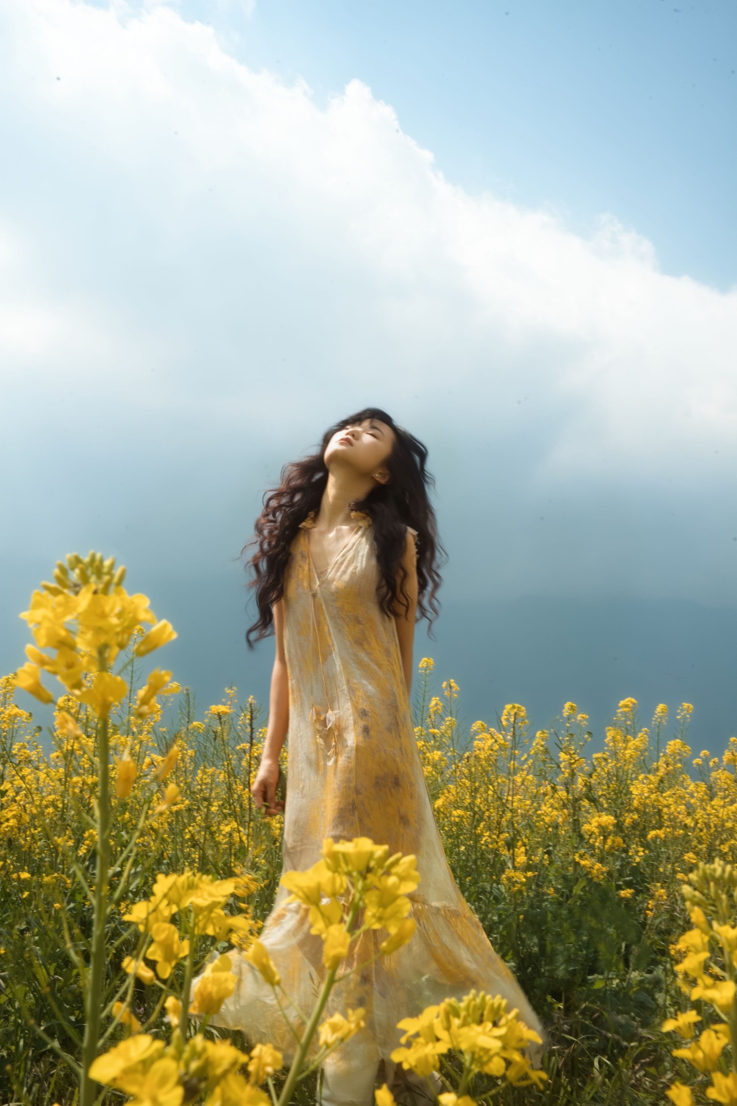 楠儿 – 《新浪潮-春》[17P]