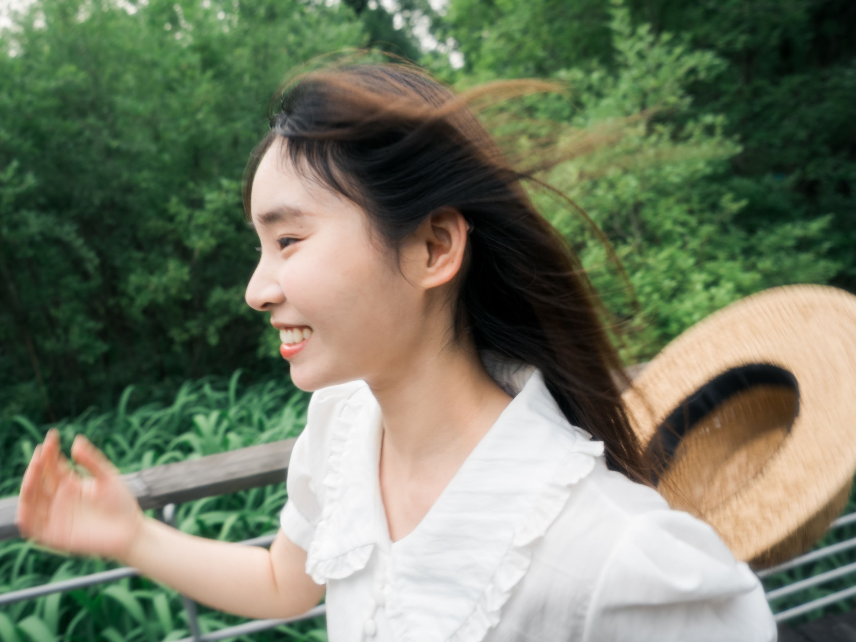 夏了个夏天 – 《快乐就像蝴蝶一样短暂停留》[15P]