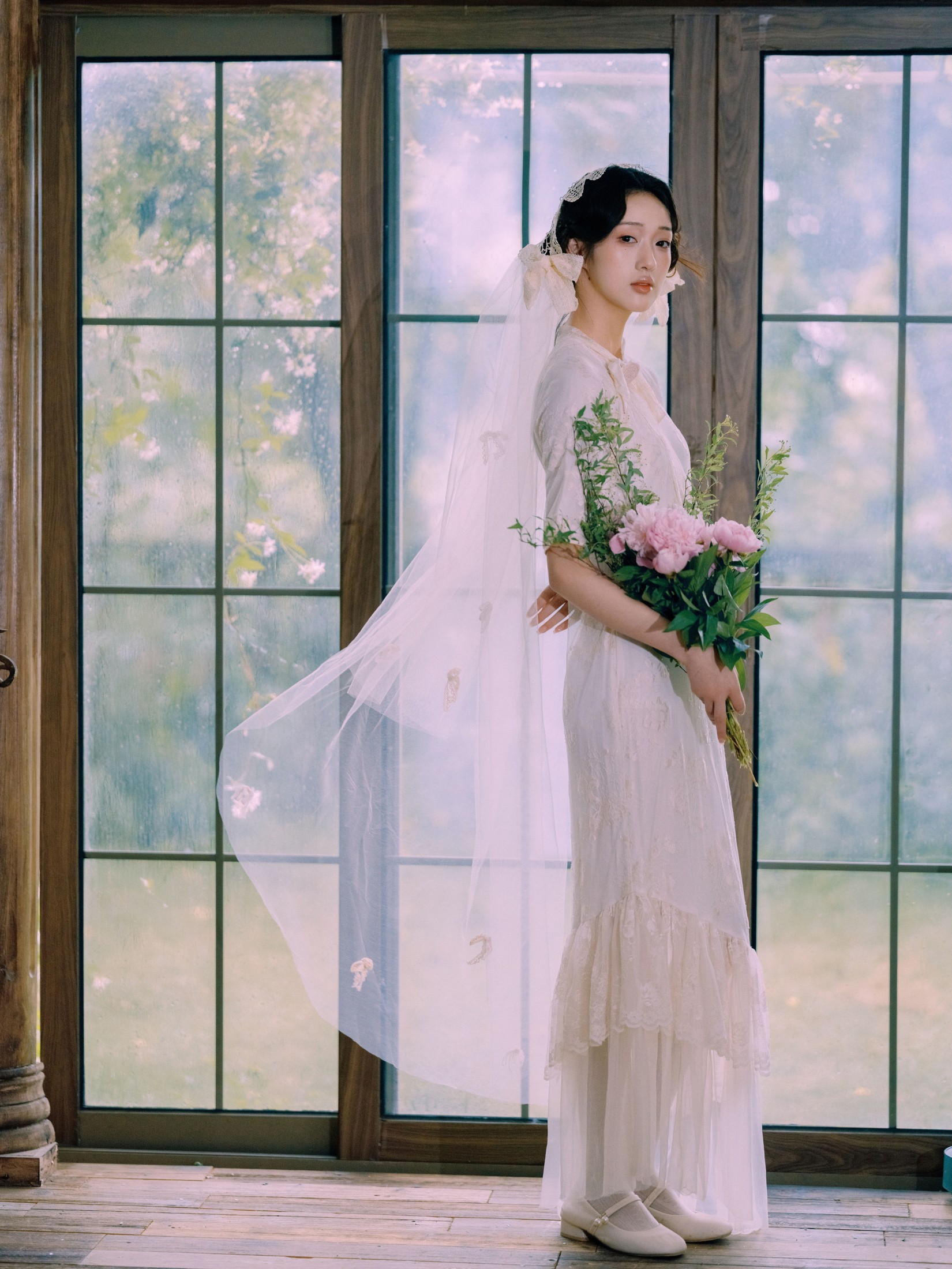 梦 – 《婚纱旗袍》[13P]