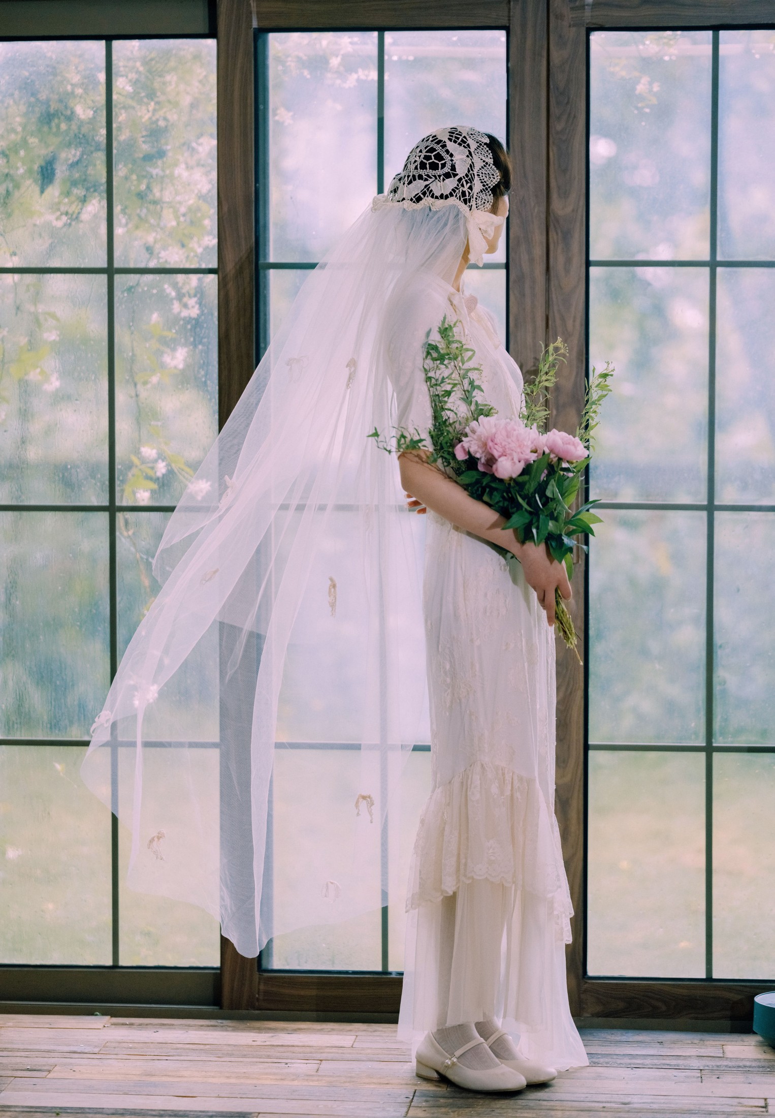 梦 – 《婚纱旗袍》[13P]