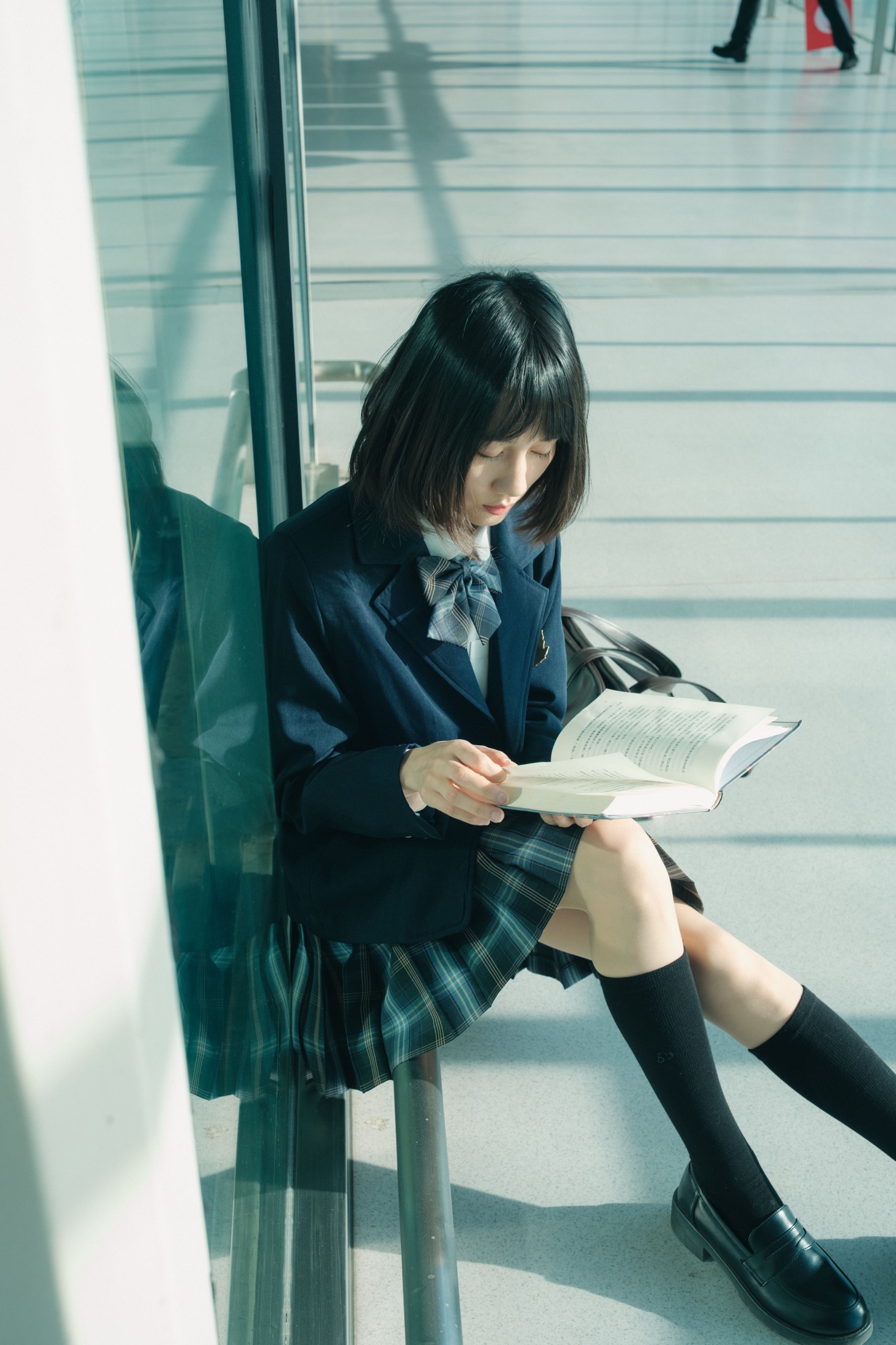 七七 – 《这哪里是在拍照，这明明是在拍电影》[43P]