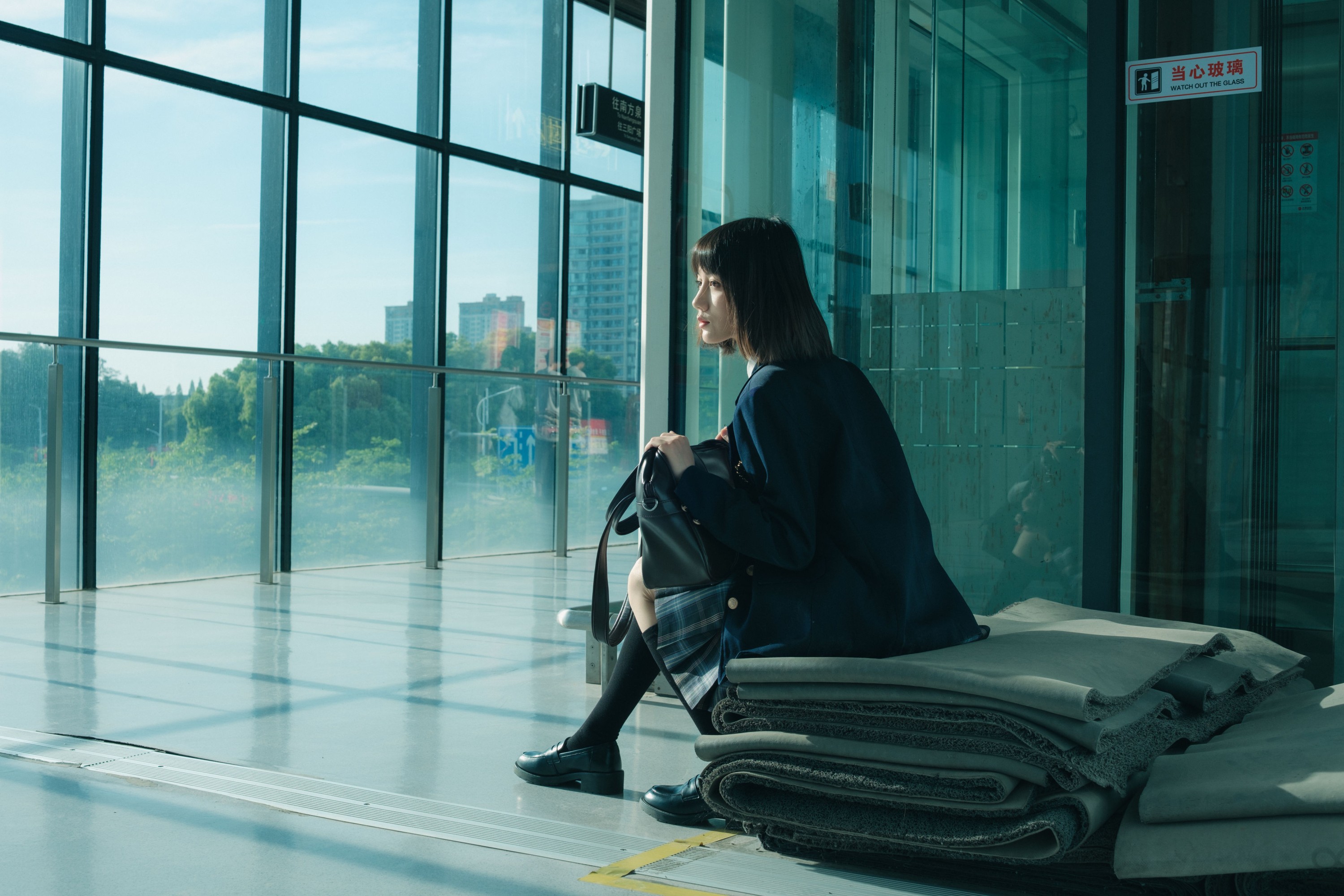 七七 – 《这哪里是在拍照，这明明是在拍电影》[43P]