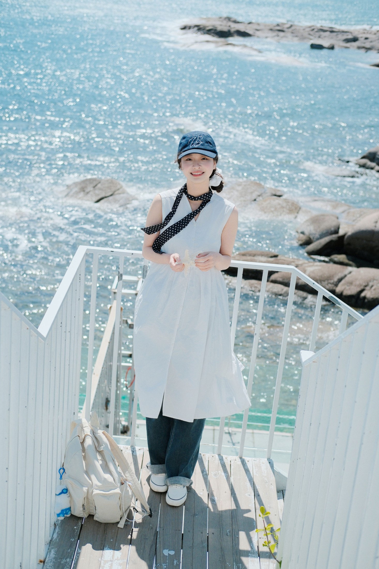 爱拍侧脸的小象 – 《海岛日记》[28P]