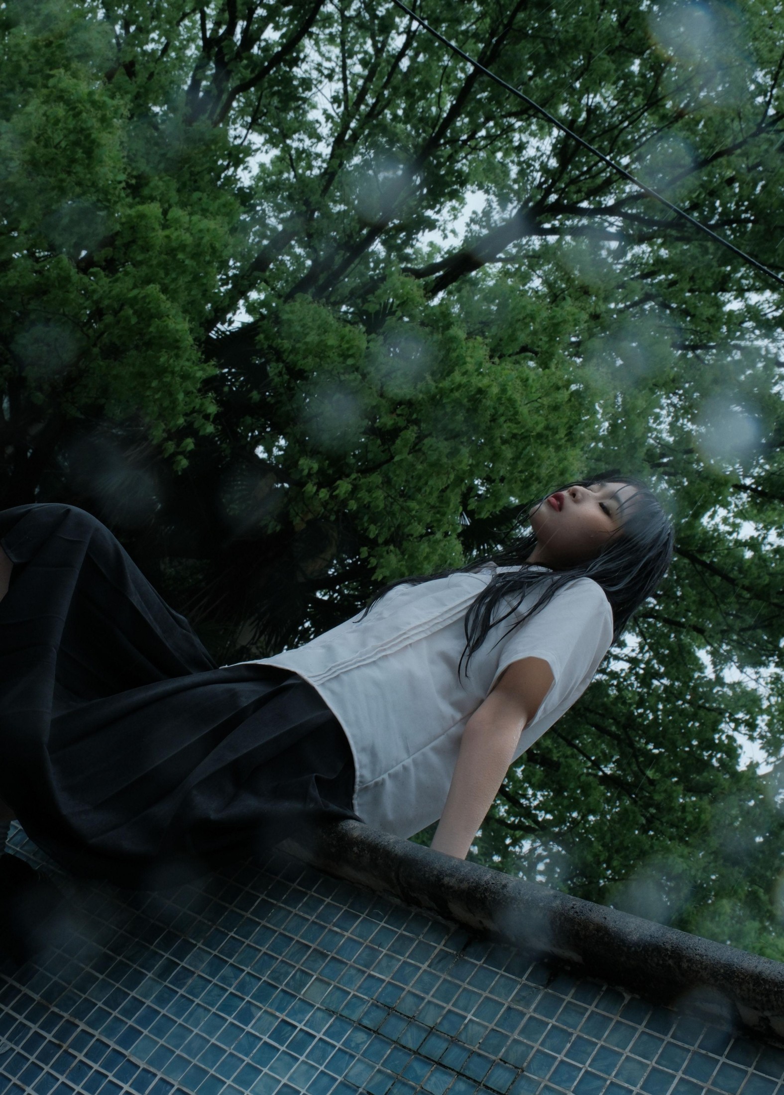 西一奥 – 《暴雨冲洗着我的灵魂底片》[14P]