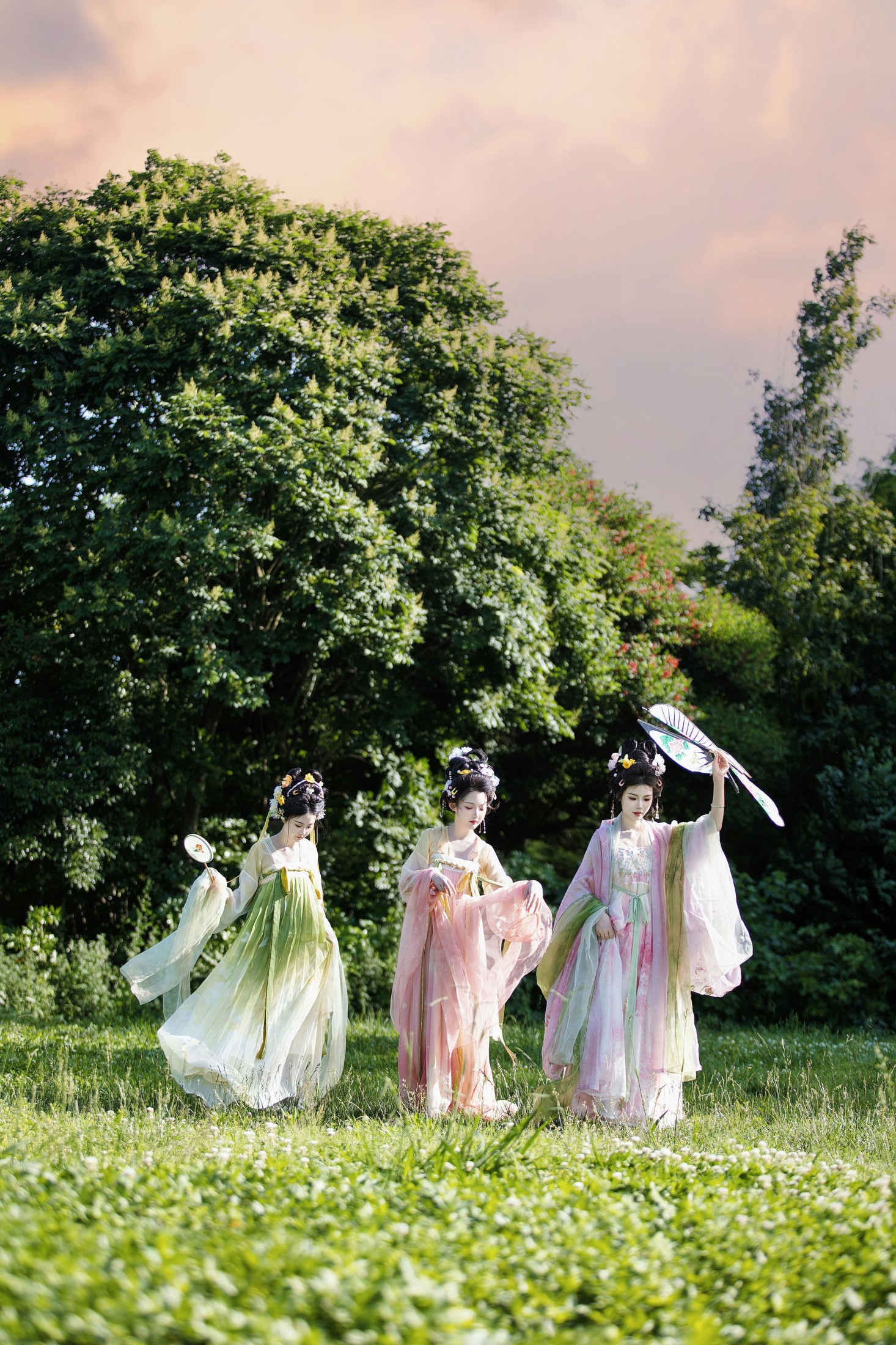 半日闲 – 《春日宴》[15P] 插图3