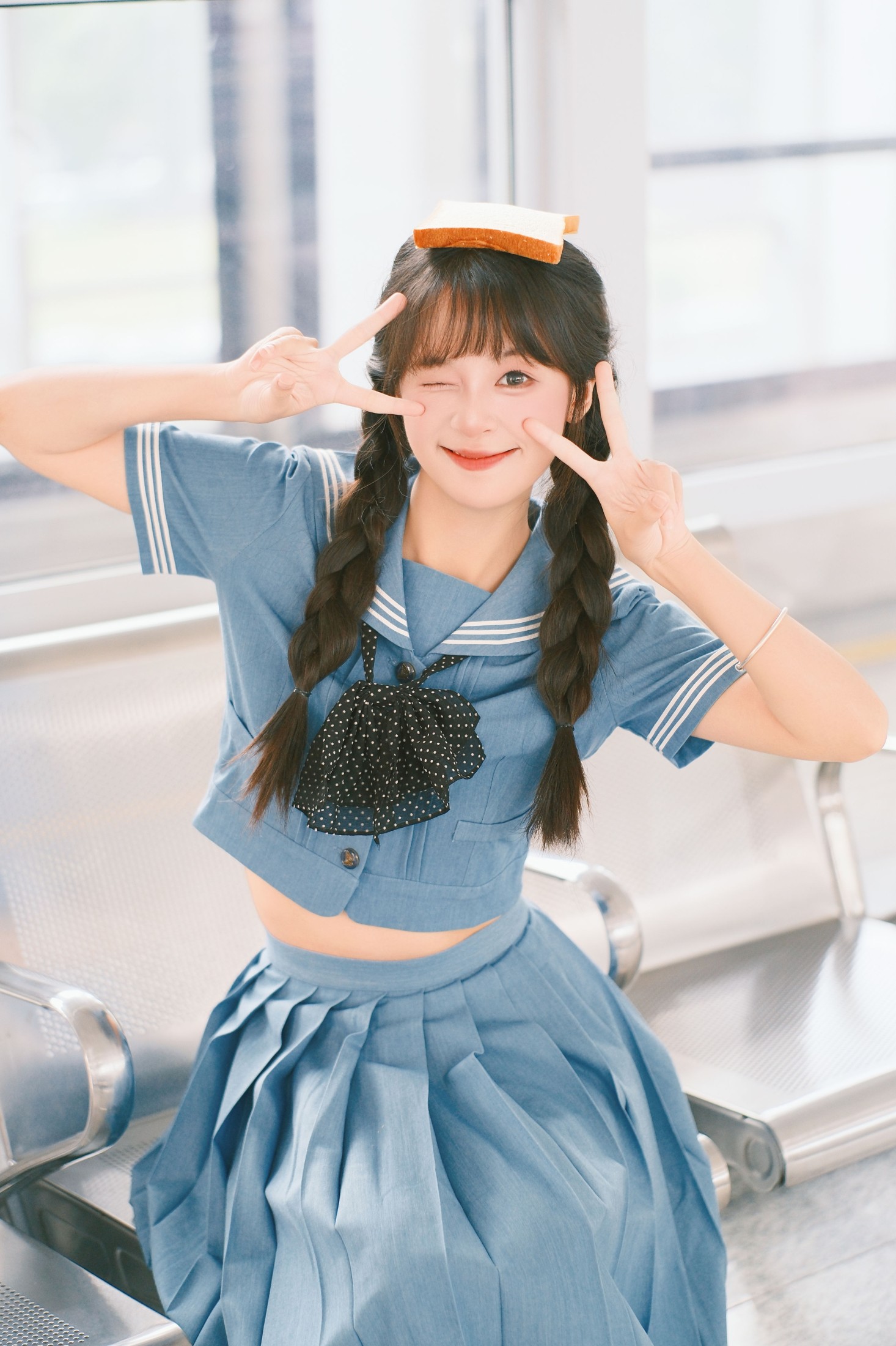 夏芋小年 – 《蓝色系jk》[19P]