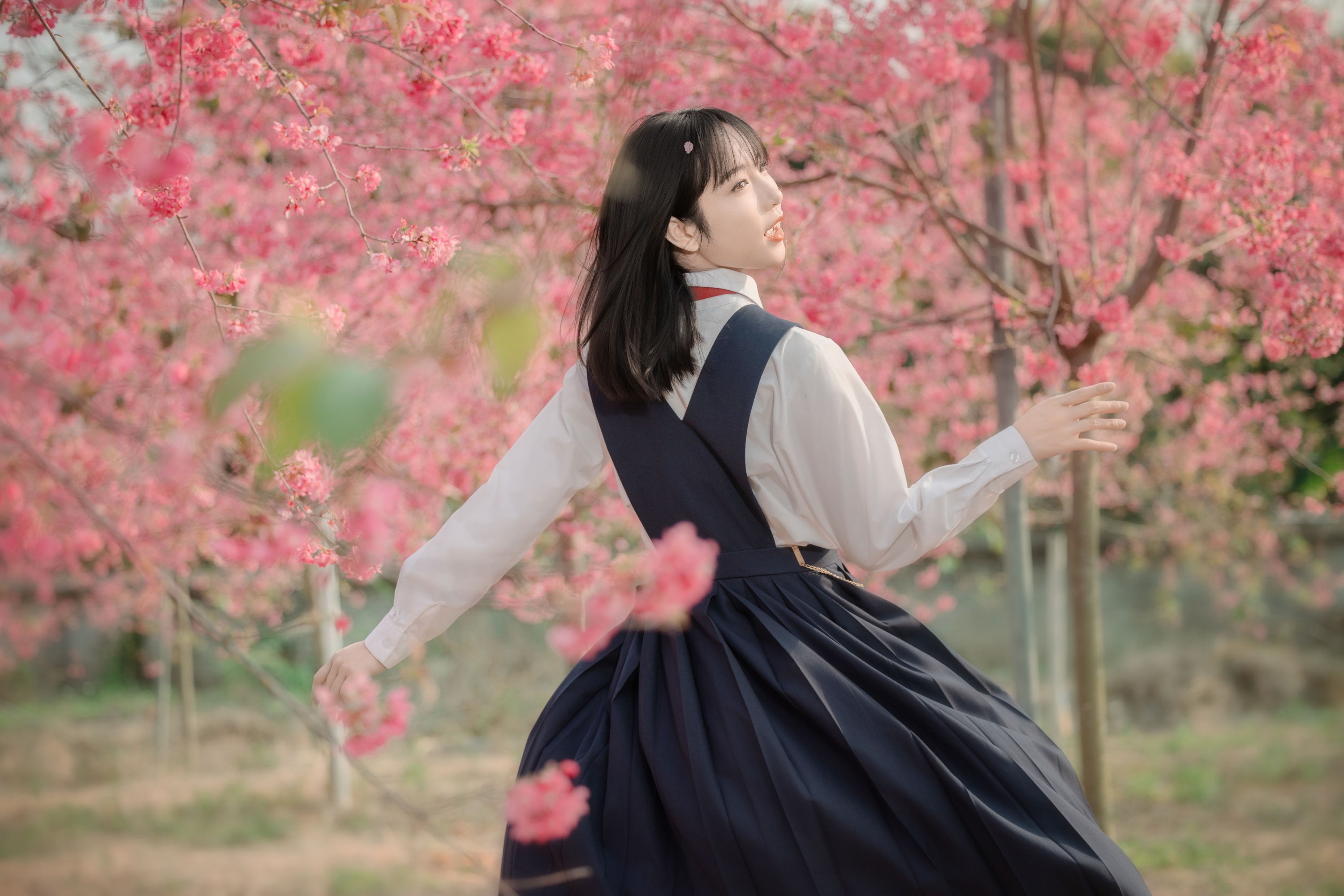 简小橙 – 《樱花树下》[27P]