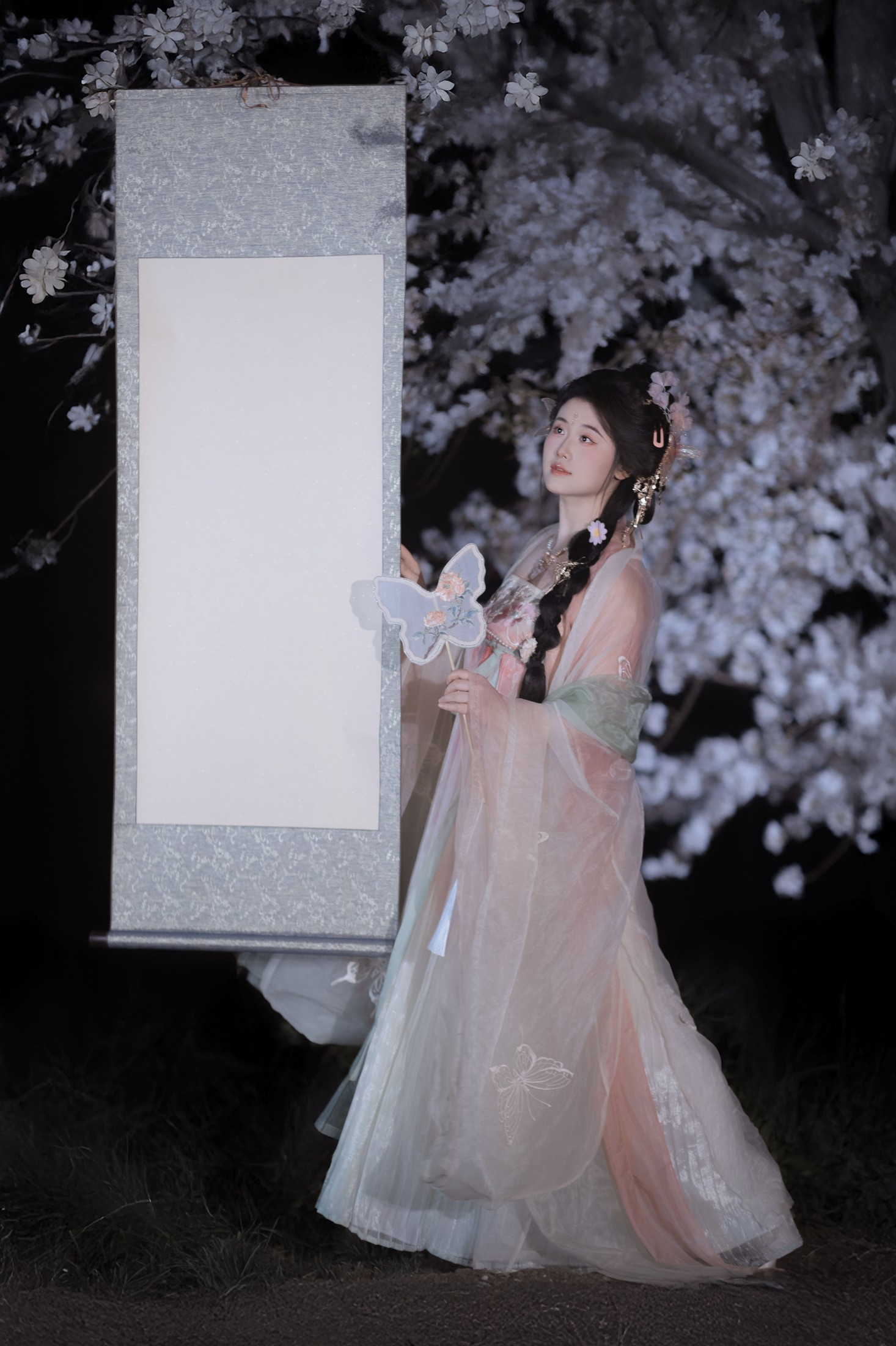 静若初夏 – 《春夜赏樱》[37P]