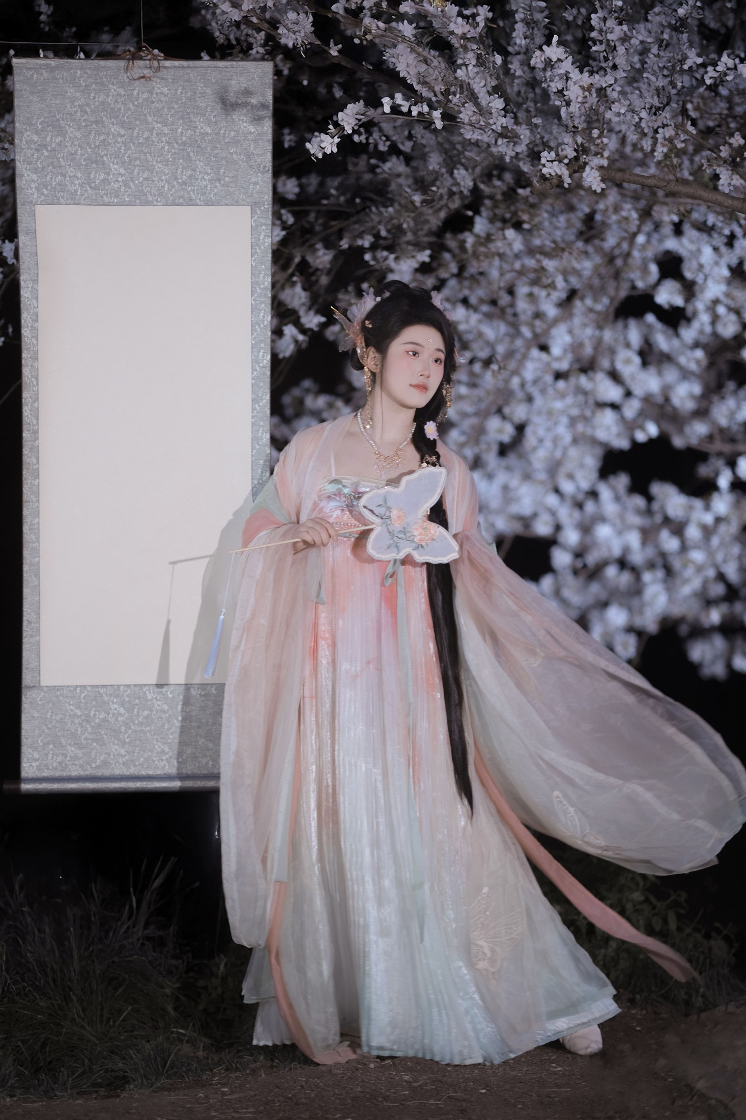 静若初夏 – 《春夜赏樱》[37P]