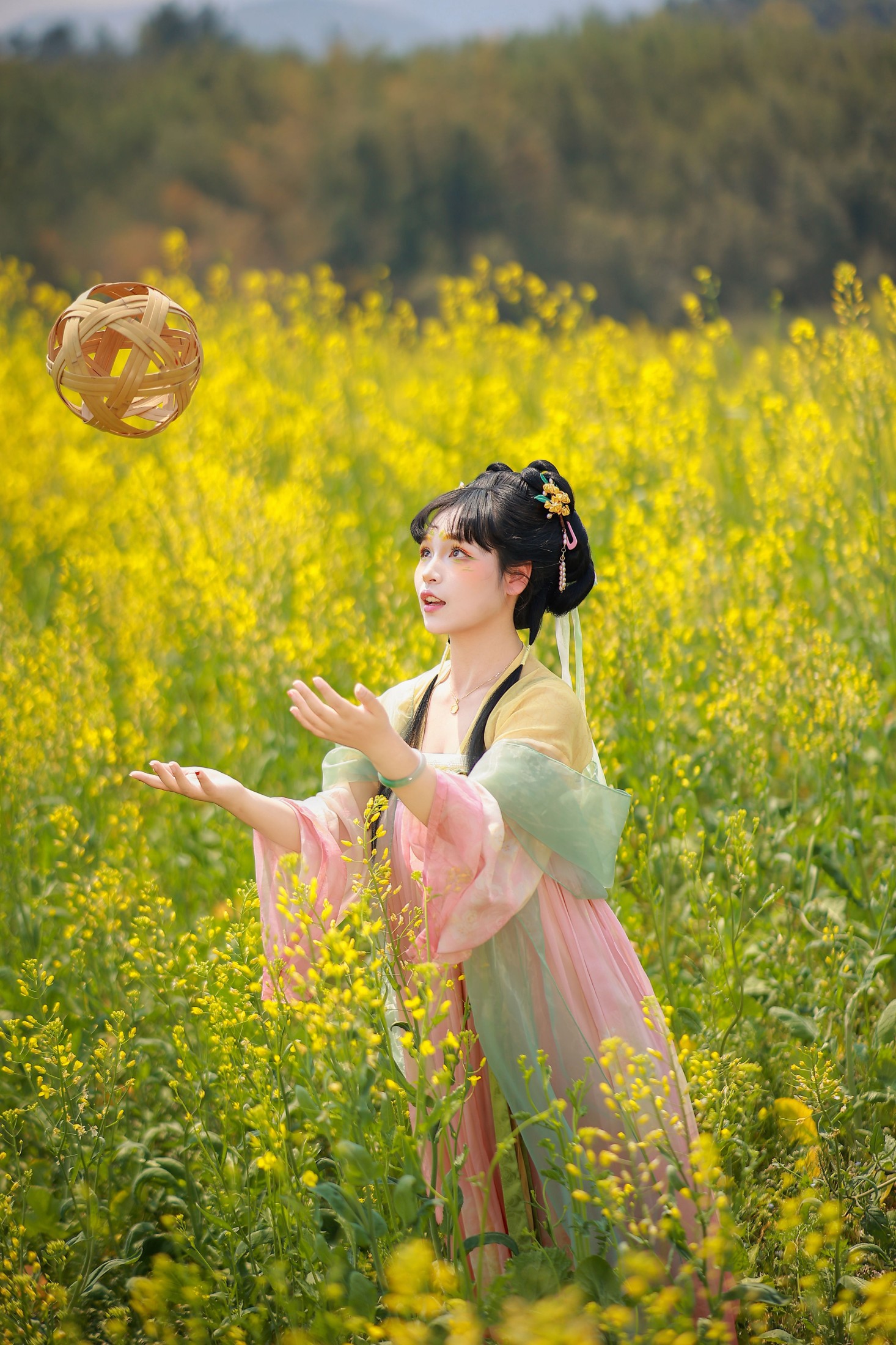 苗苗 – 《凌妙妙》[13P]