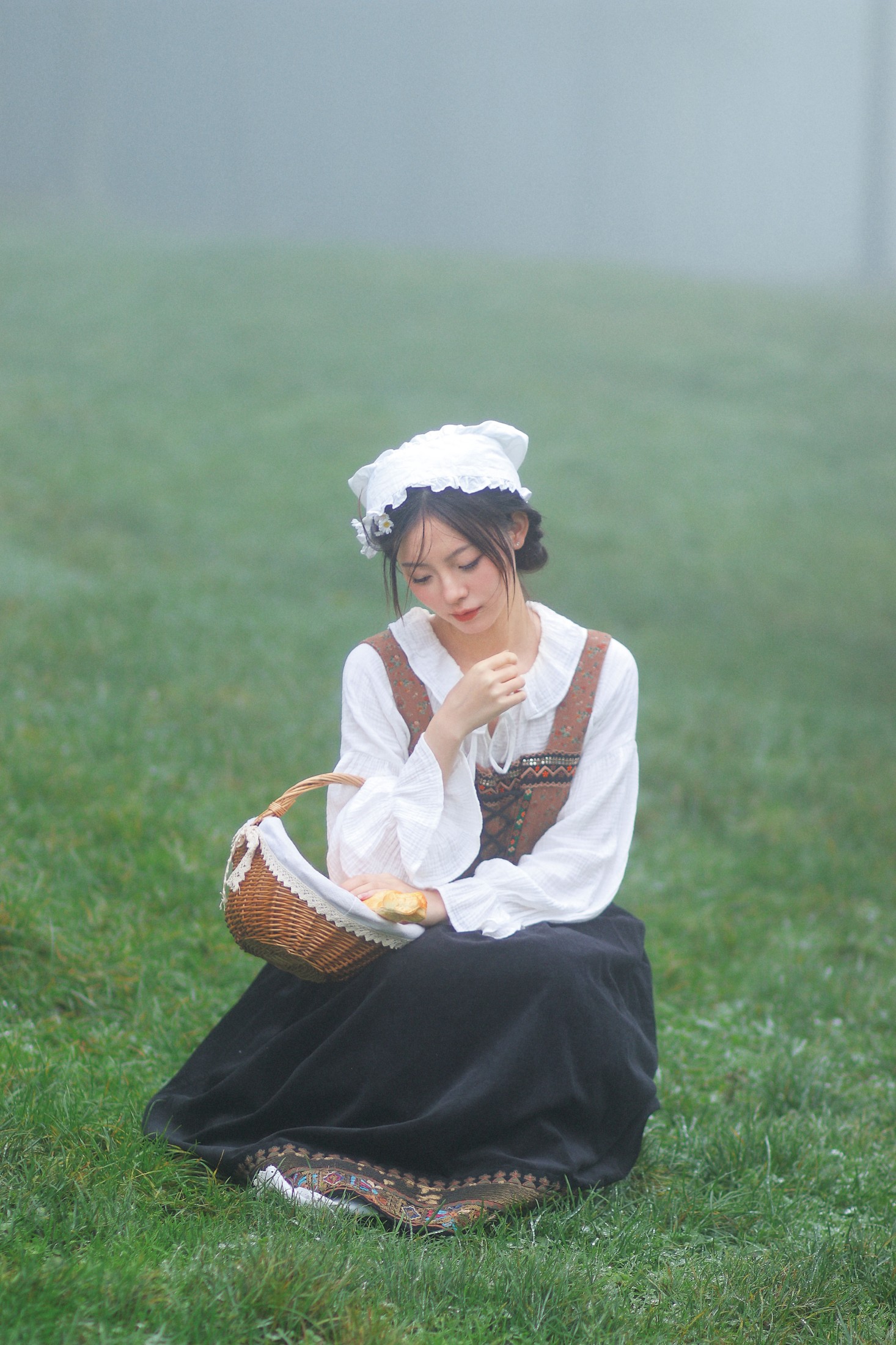 鹿离 – 《迷雾森林的牧羊少女》[13P]