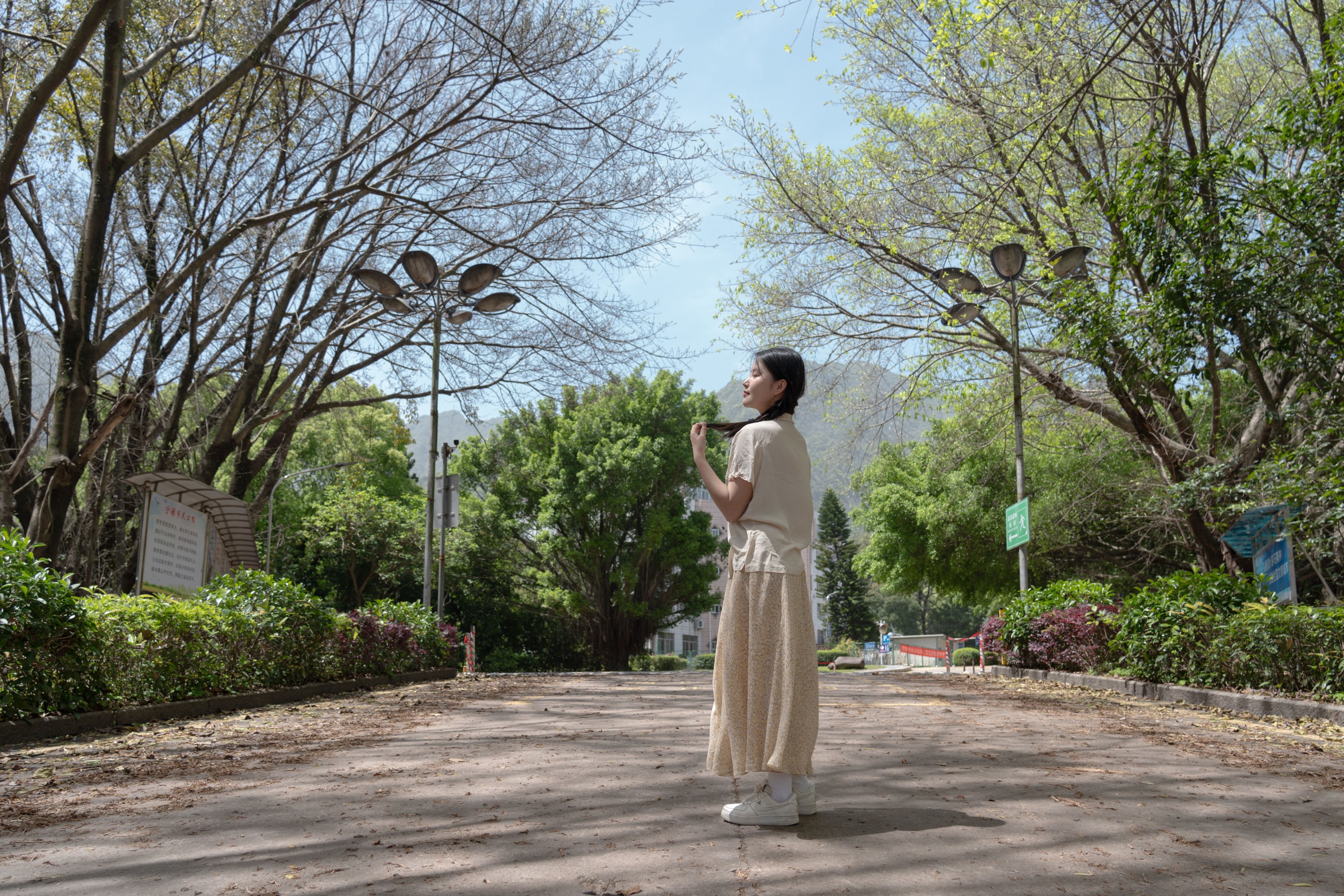 依鑫 – 《你走后时间开始练习轻手轻脚》[17P]