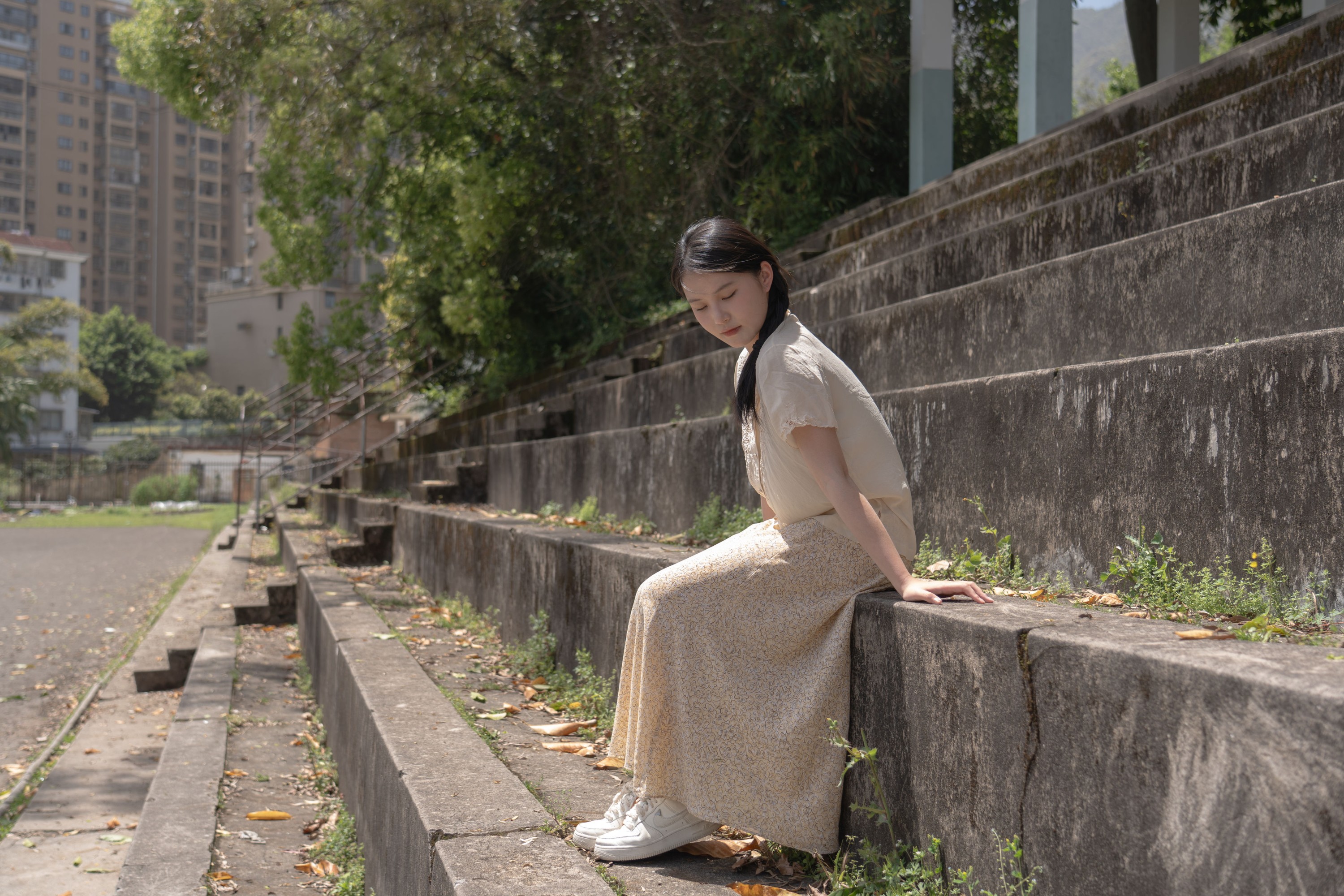 依鑫 – 《你走后时间开始练习轻手轻脚》[17P] 插图3