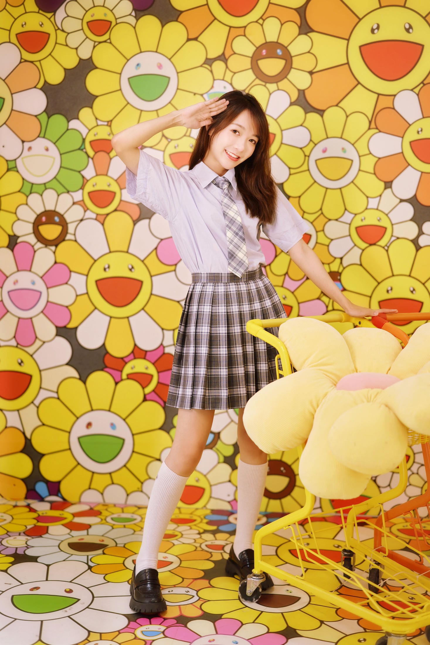 鸭鸭 – 《淘气游乐场》[28P]