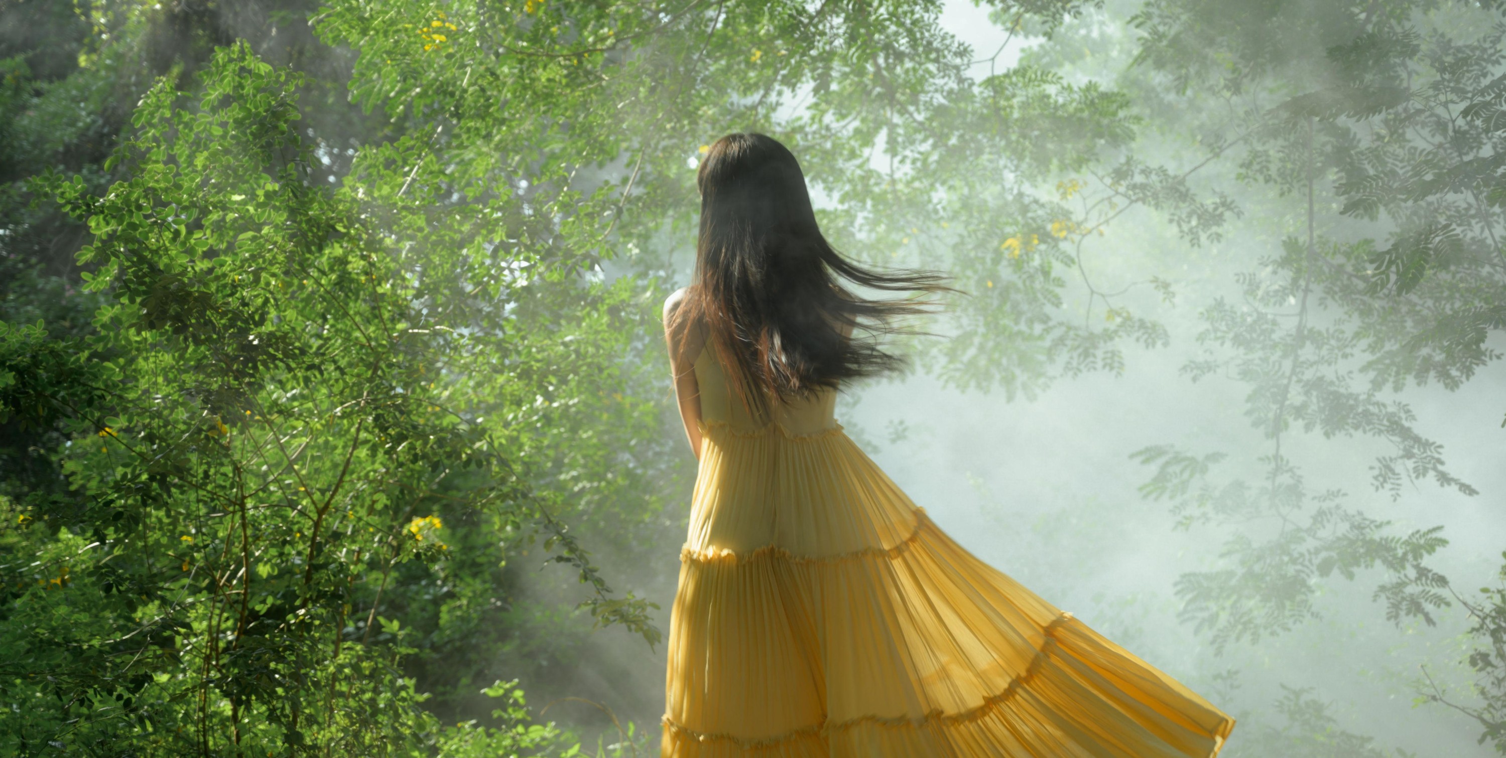 山野小果 – 《丁达尔树林》[15P]