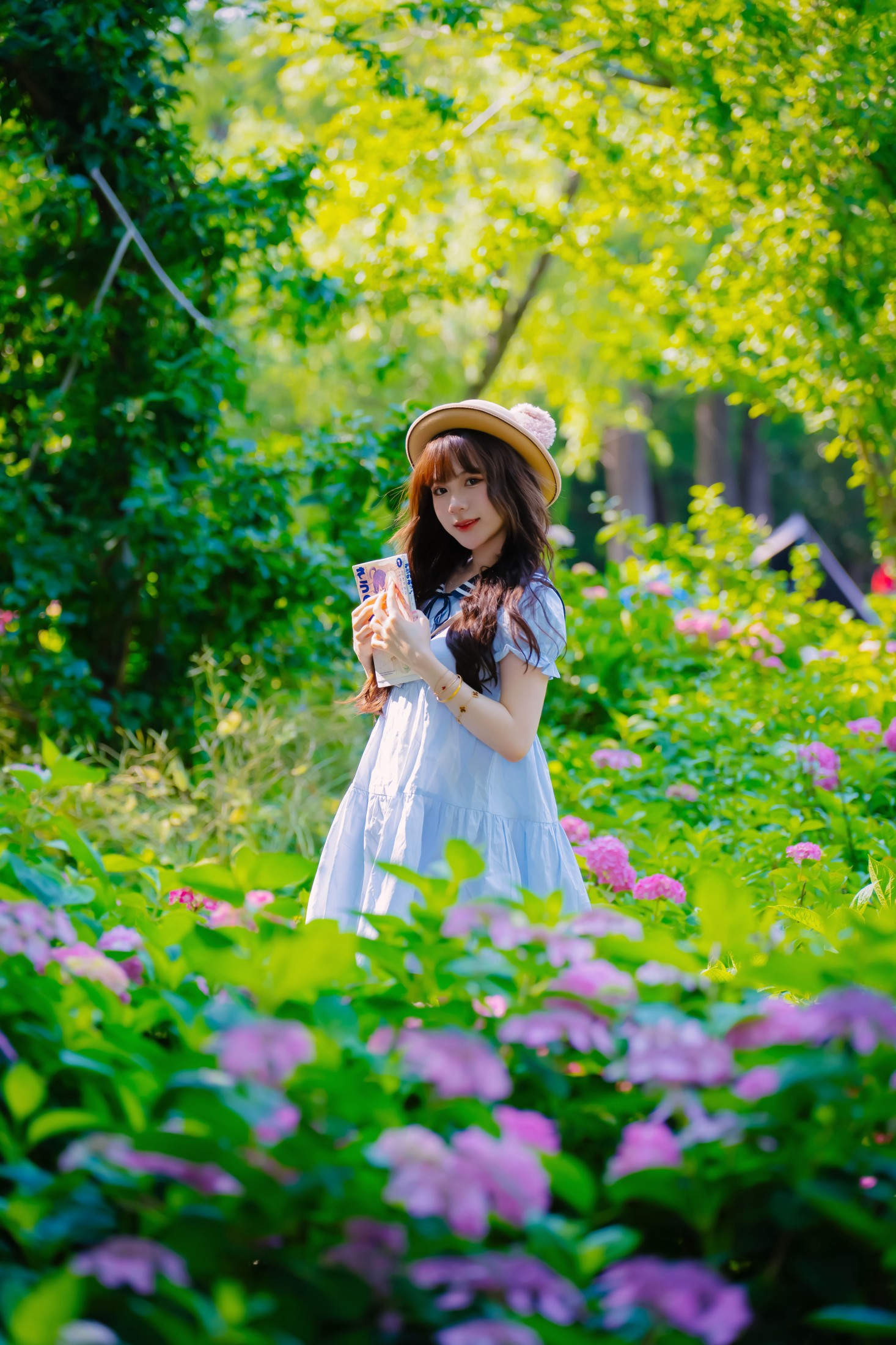 香菇菜包 – 《抱着童话书跌进滨江森林的红色绣球梦境！》[33P]