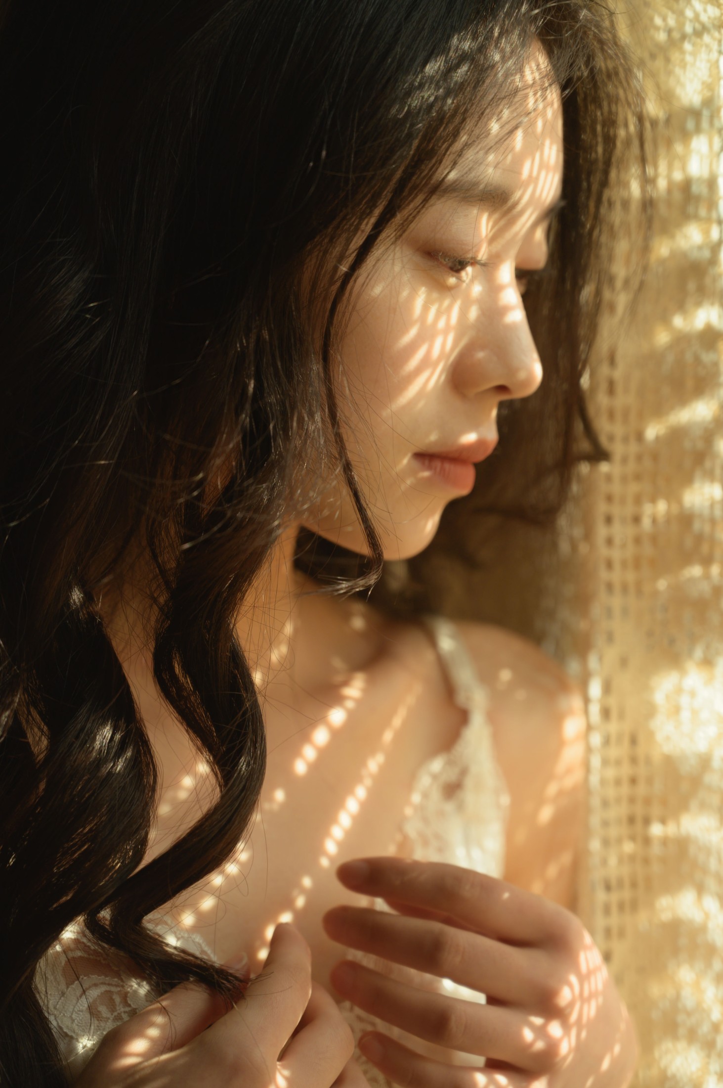 何小絮 – 《在一个无所事事的午后》[19P]