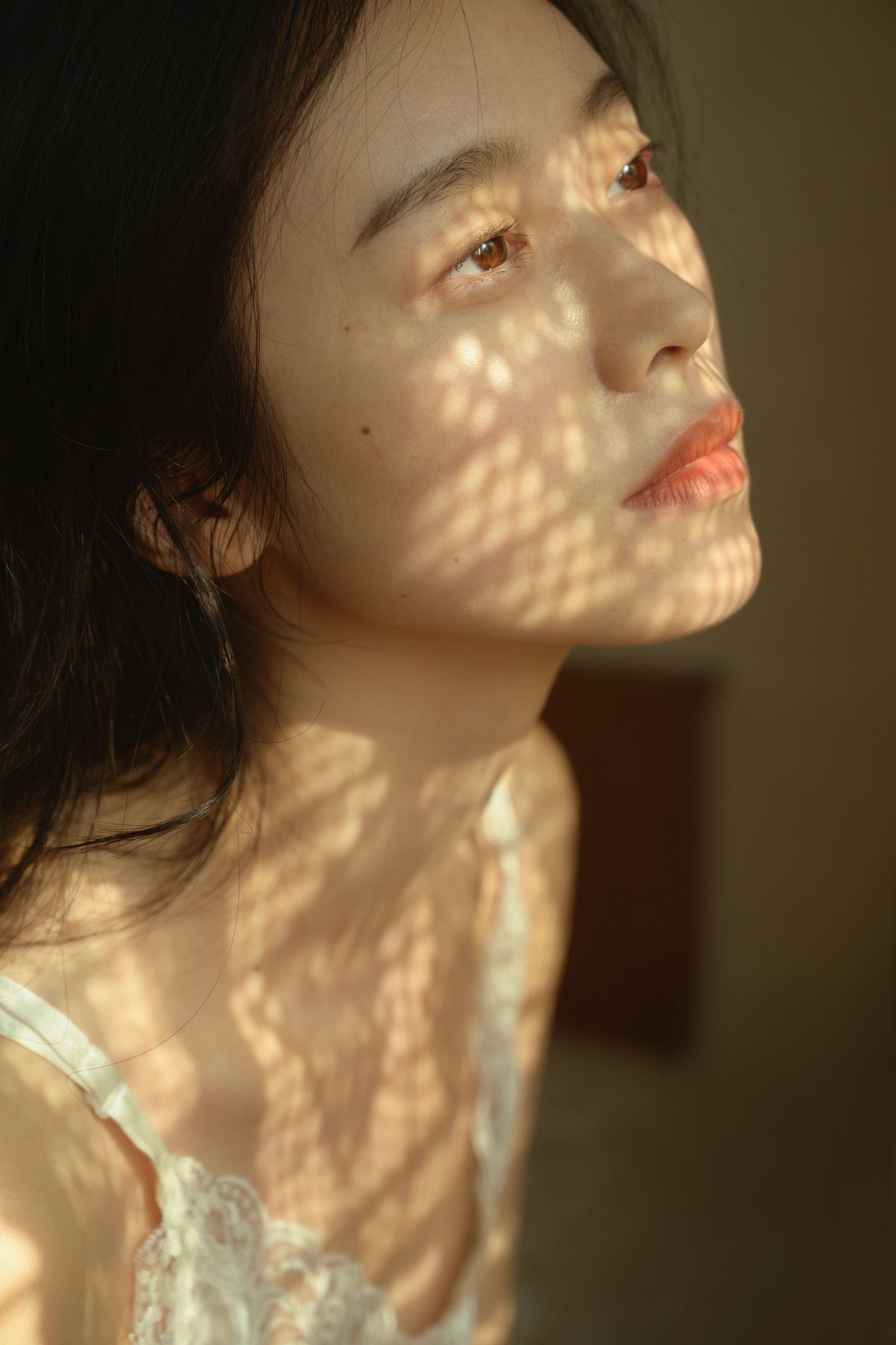 何小絮 – 《在一个无所事事的午后》[19P]