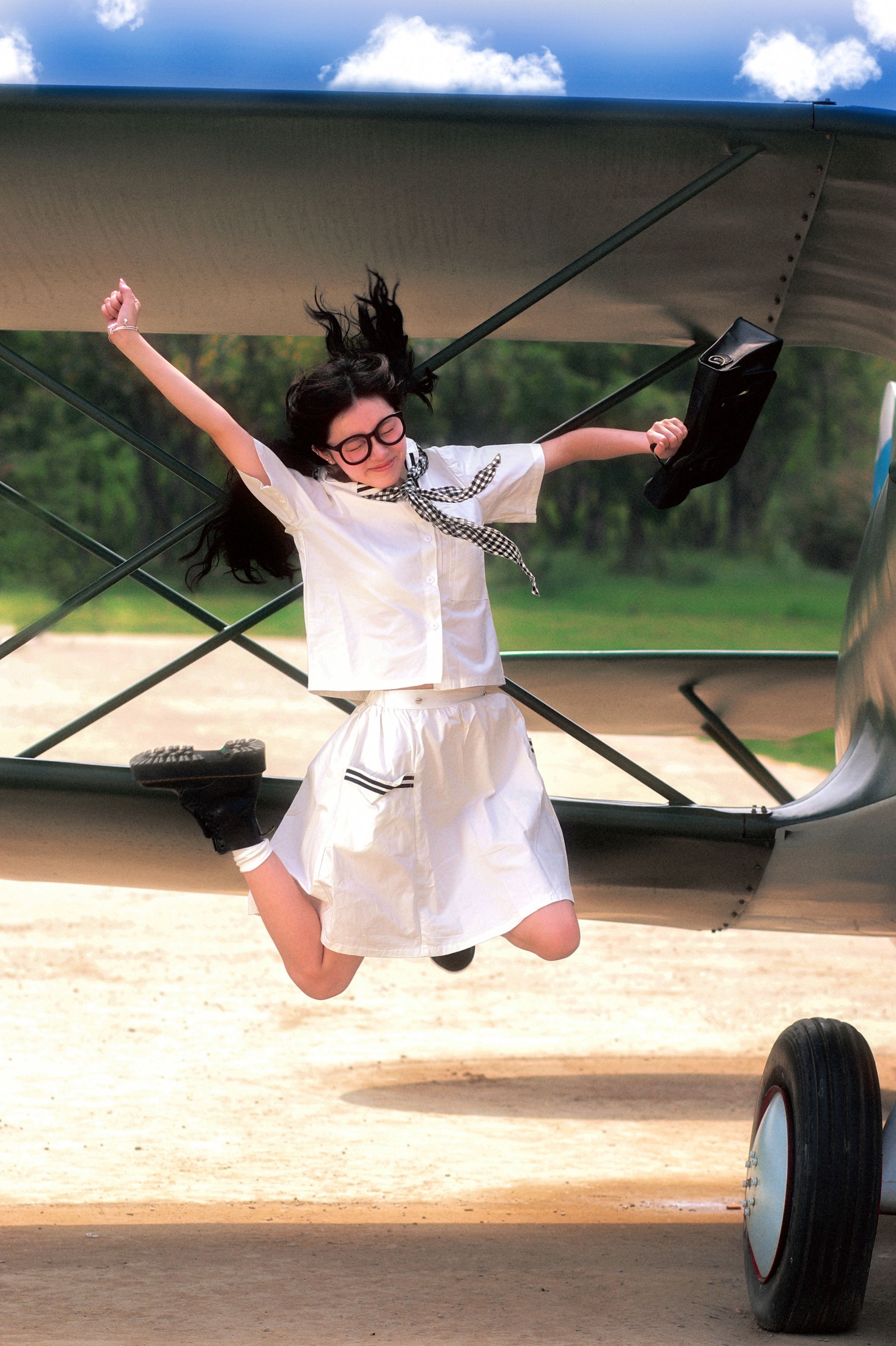 鹿离 – 《复古画册～飞机上的少女》[17P] 插图3